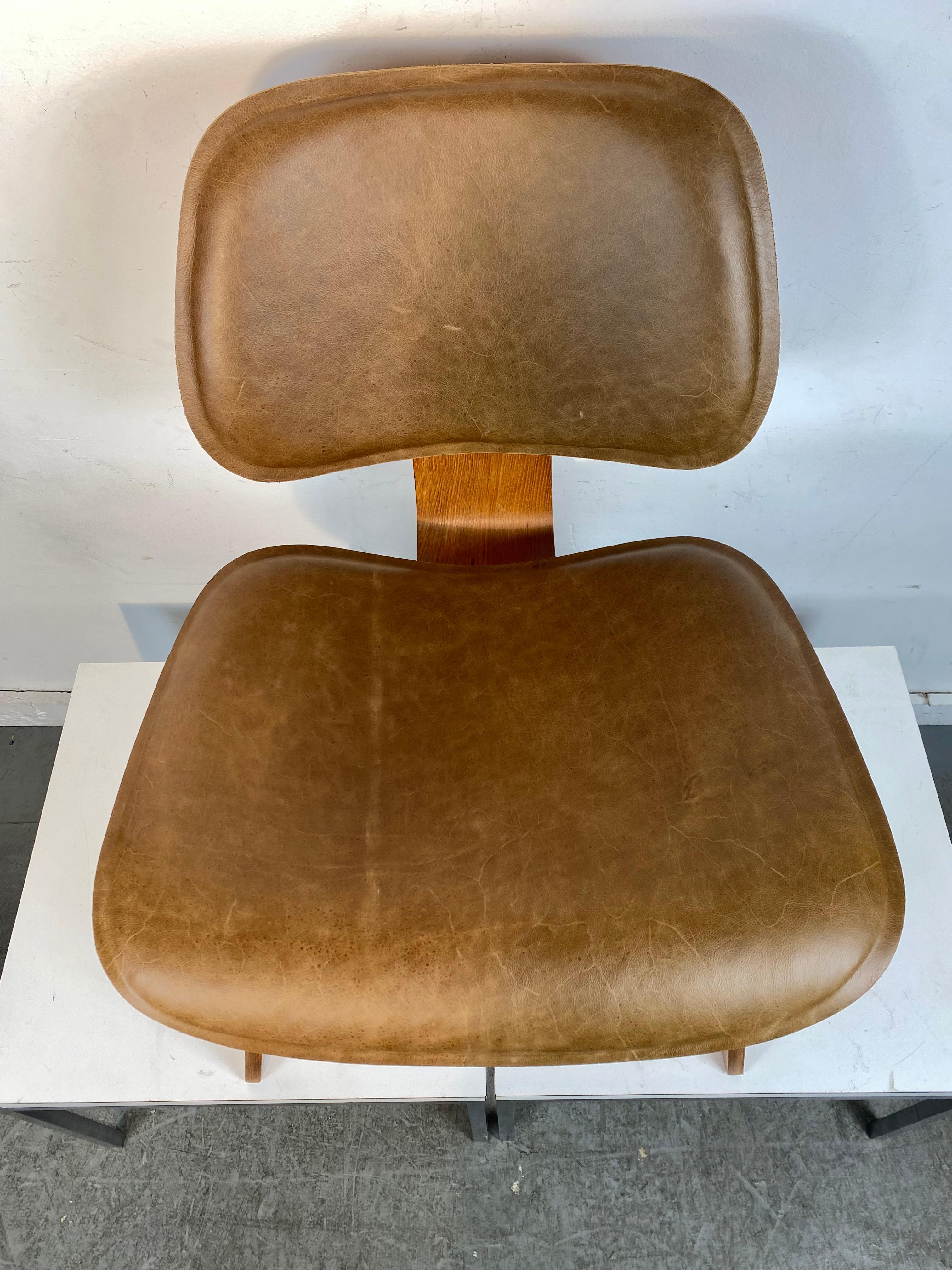 Mid-20th Century Charles Eames L C W (LOUNGE CHAIR) Leather seat and back, Modernist Herman Miller