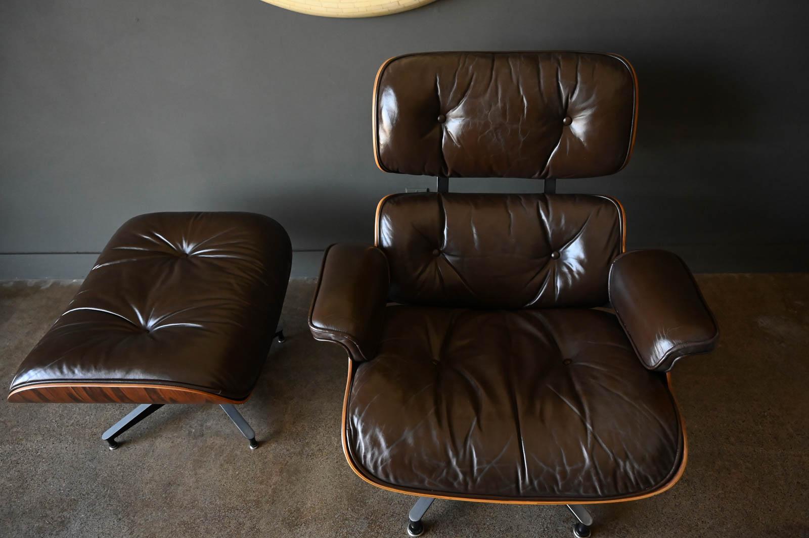 Charles Eames Lounge Chair and Ottoman in Rosewood and Brown Leather, circa 1975 9
