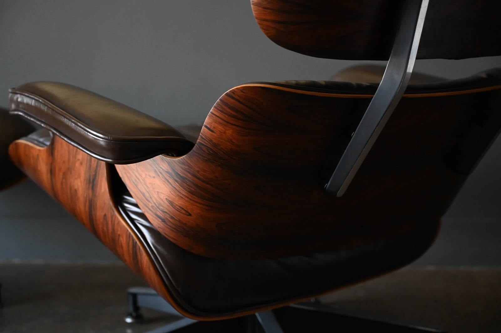 Charles Eames Lounge Chair and Ottoman in Rosewood and Brown Leather, circa 1975 1