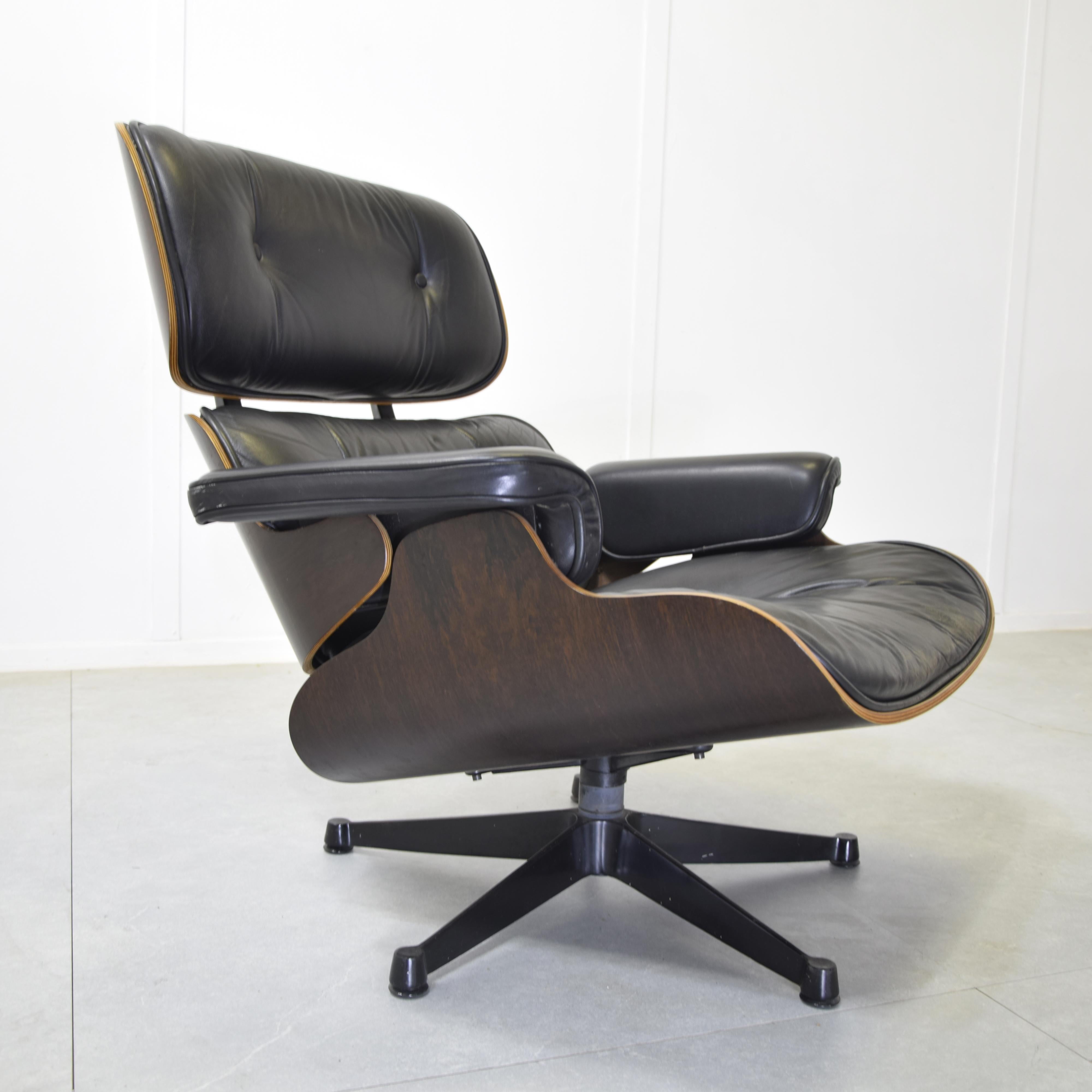 Mid-Century moderno Sedia da salotto di Charles Eames per Herman Miller anni '70. (prima produzione) in vendita
