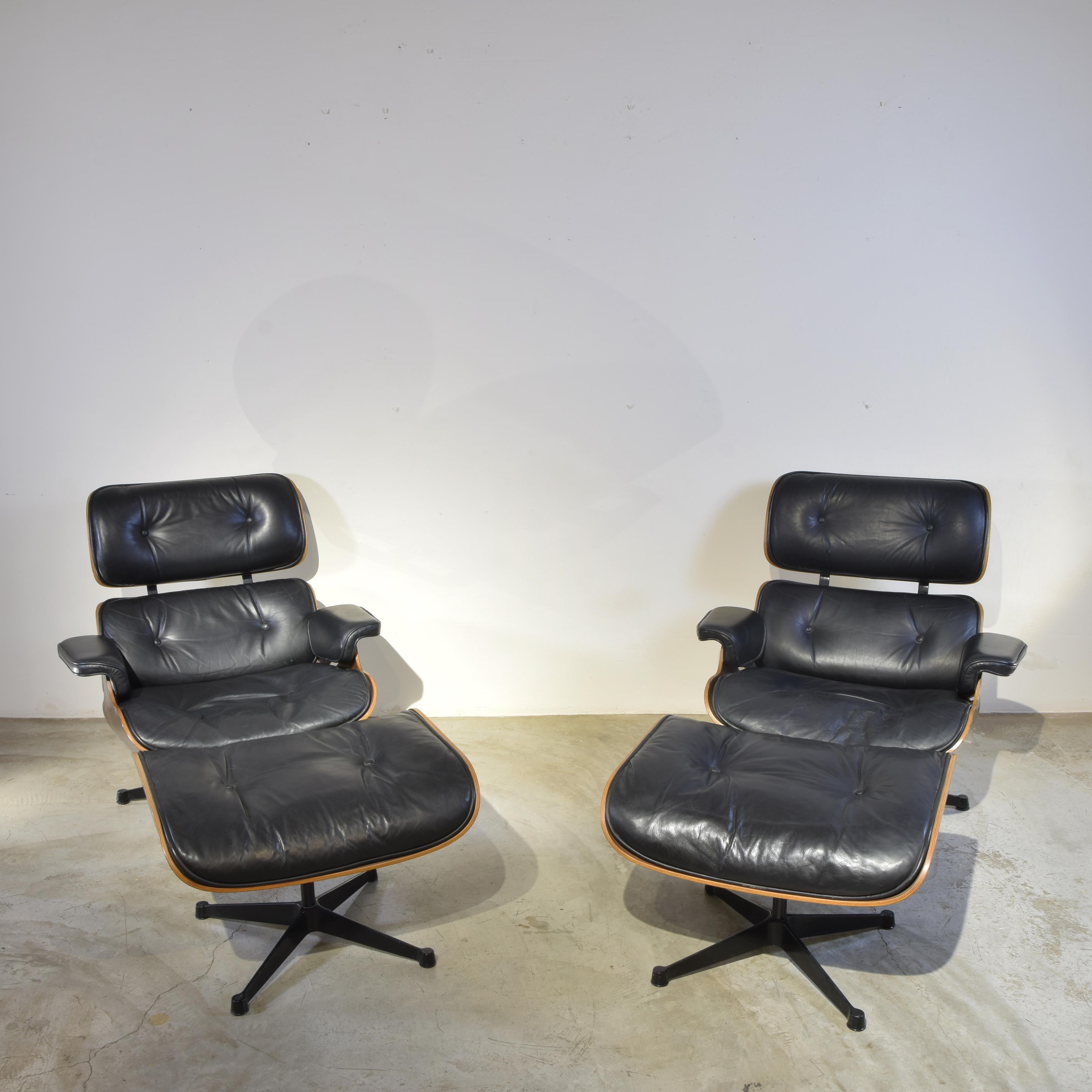 Metal Charles Eames lounge chair for Herman Miller 1970s. (first production ) For Sale