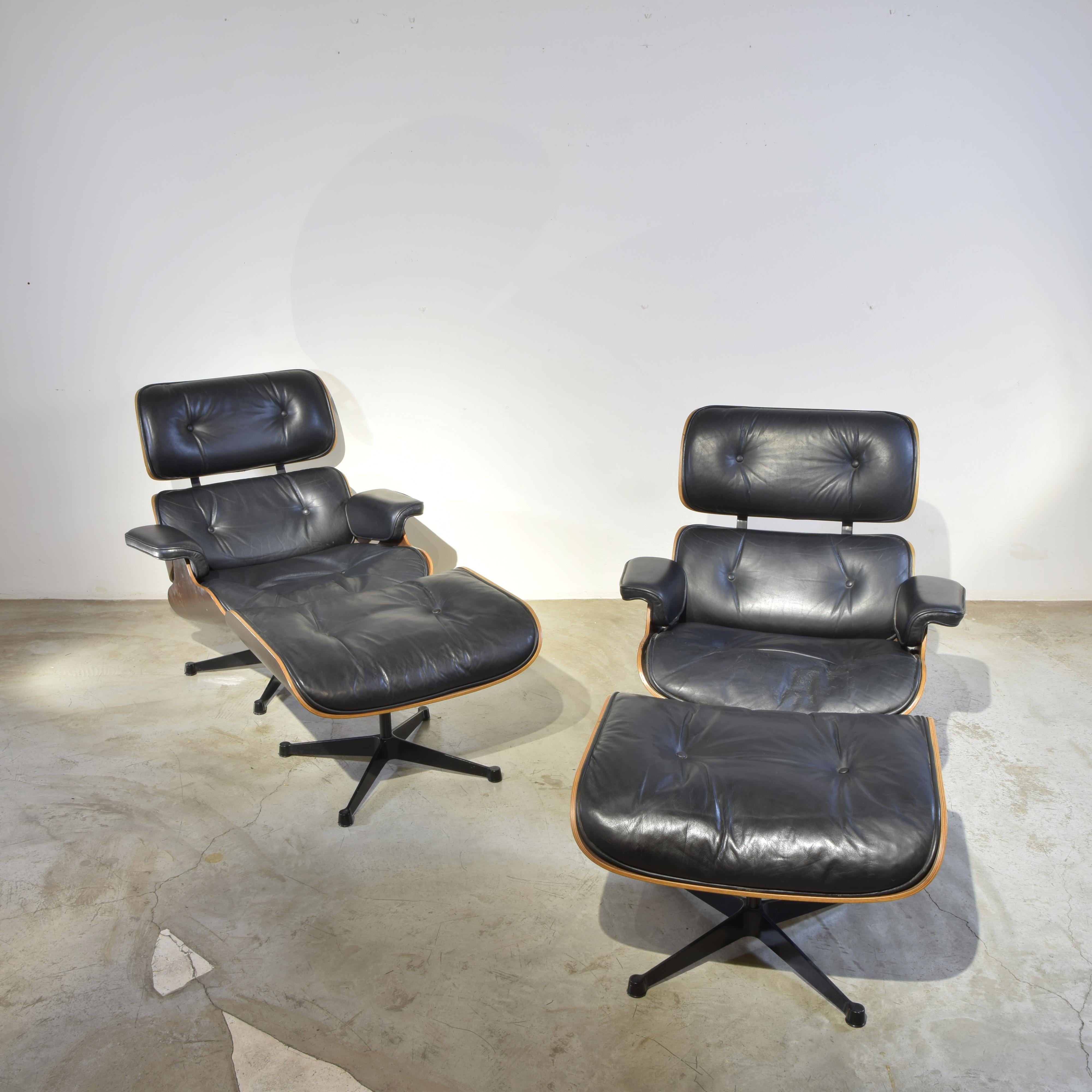 Charles Eames lounge chair for Herman Miller 1970s. (first production ) For Sale 1