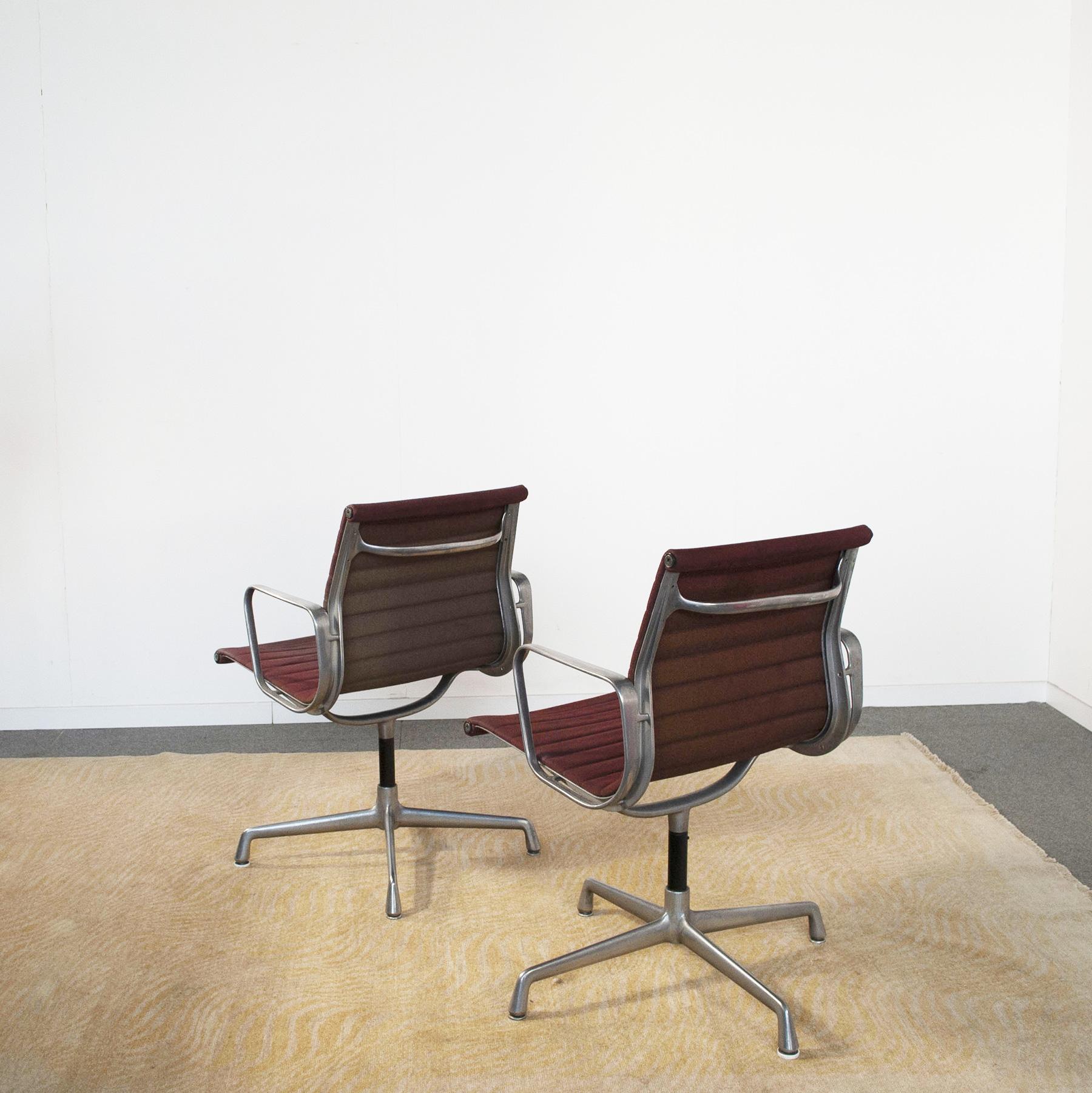 Aluminum Charles Eames Lounge Chairs for Herman Miller For Sale