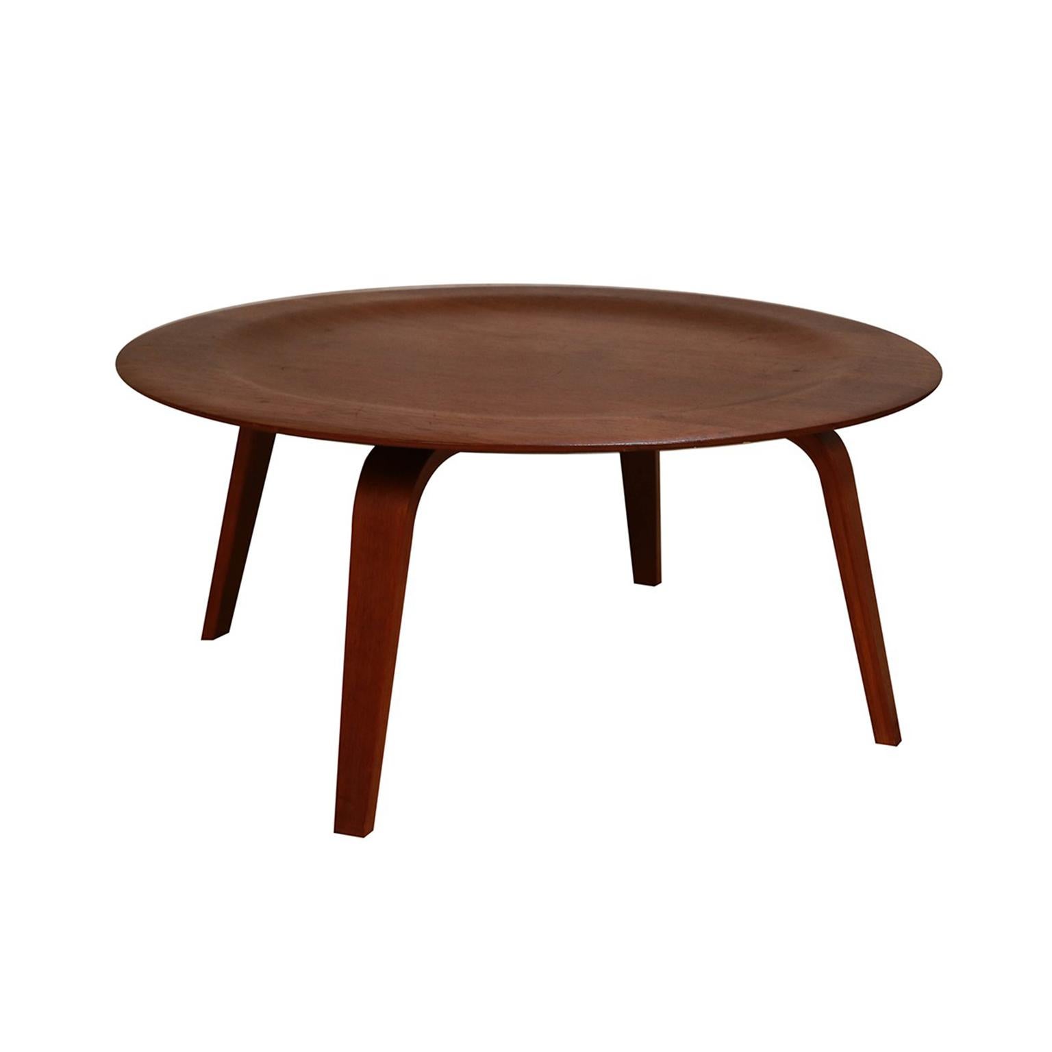 Charles Eames Molded Plywood CTW Coffee Table for Herman Miller 1