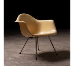 Charles Eames Parchment LAX Armshell Low Lounge Chair Herman Miller Venice 1954