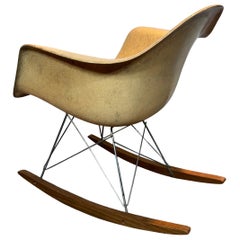 Charles Eames RAR Rocker Chair Second Generation Lemon Fiberglass 1950s