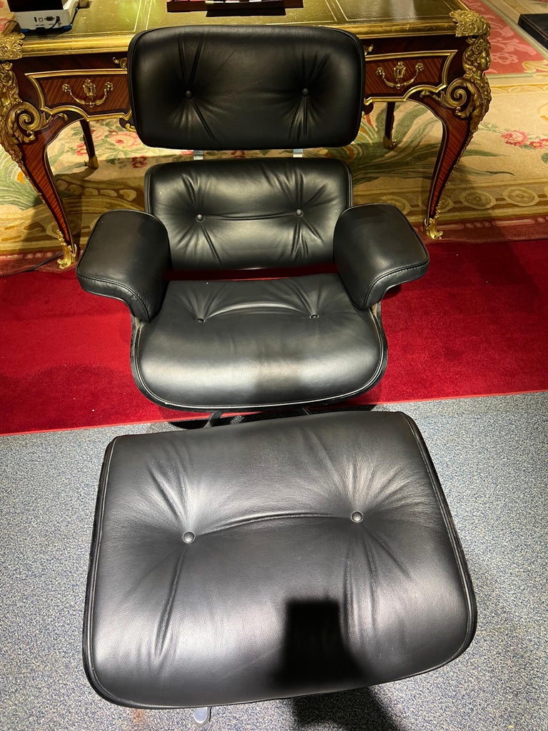 Art Deco Charles Eames Style Lounge Chair with Ottoman Real Leather Black For Sale