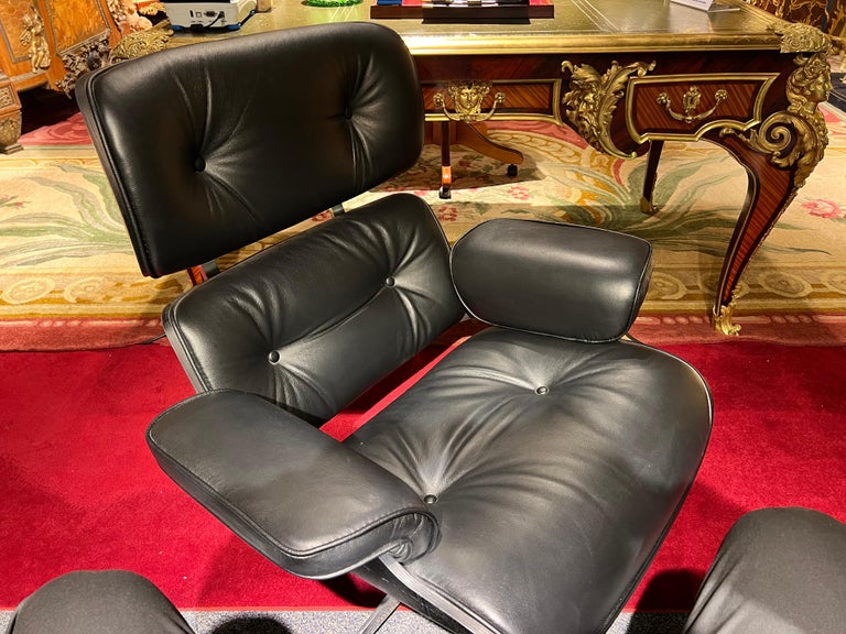 Charles Eames Style Lounge Chair with Ottoman Real Leather Black For Sale 1