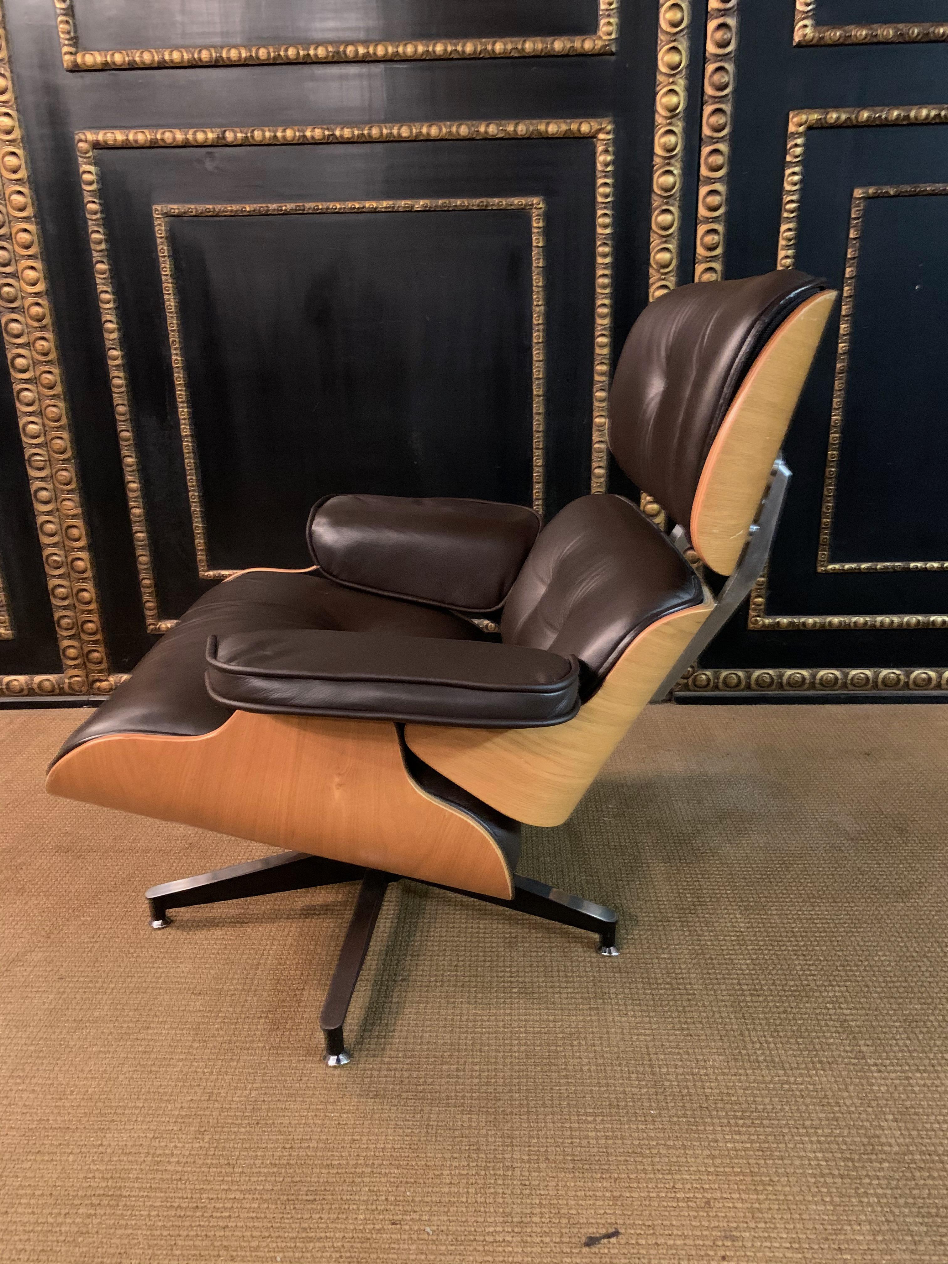Charles Eames Style Lounge Chair with Ottoman real Leather 10