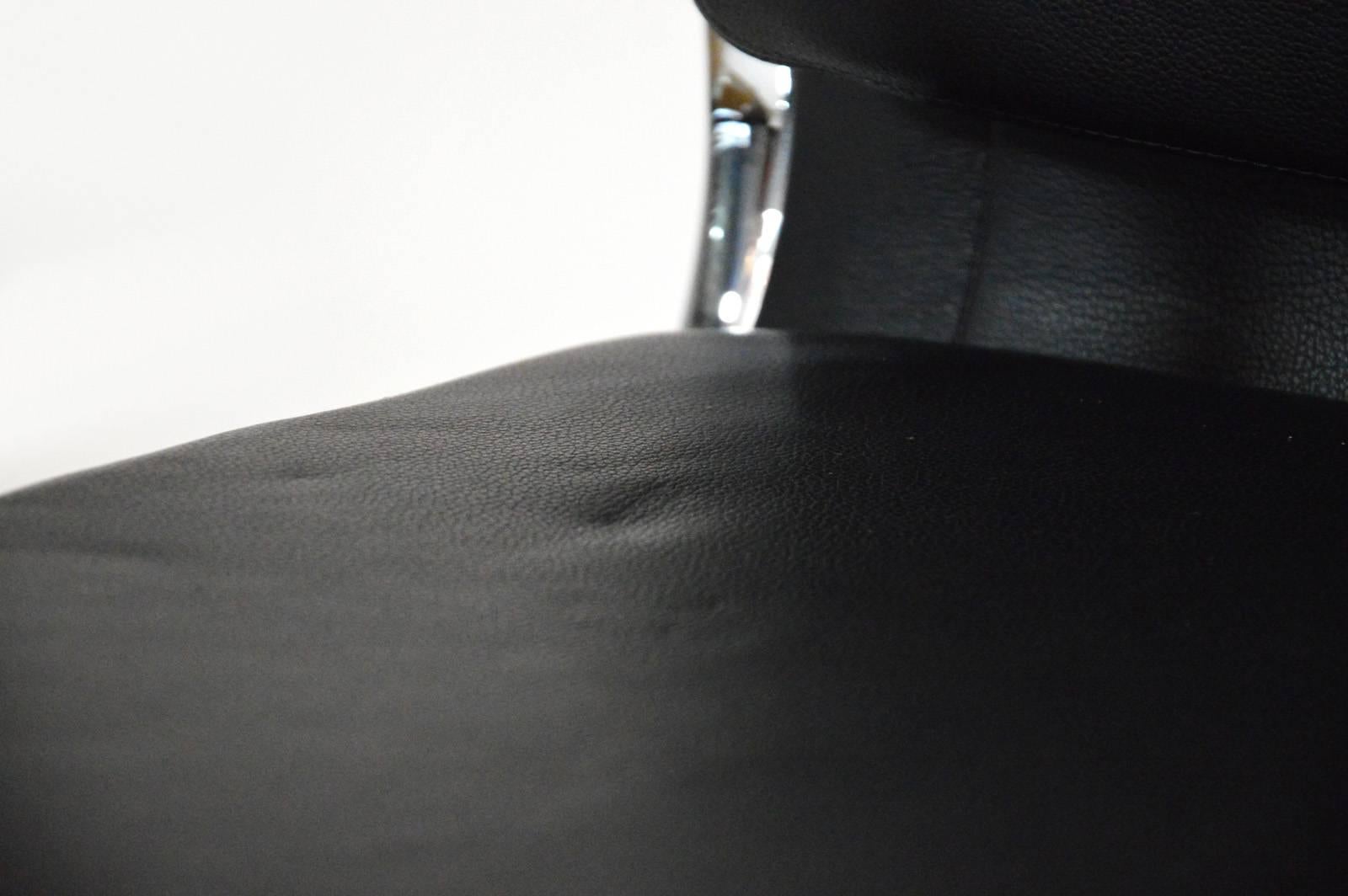 Charles Eames Vitra Soft Pad Aluminium Group Black Leather Chair Unused 4
