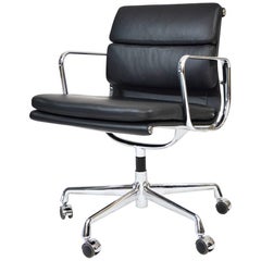 Charles Eames Vitra Soft Pad Aluminium Group Black Leather Chair Unused