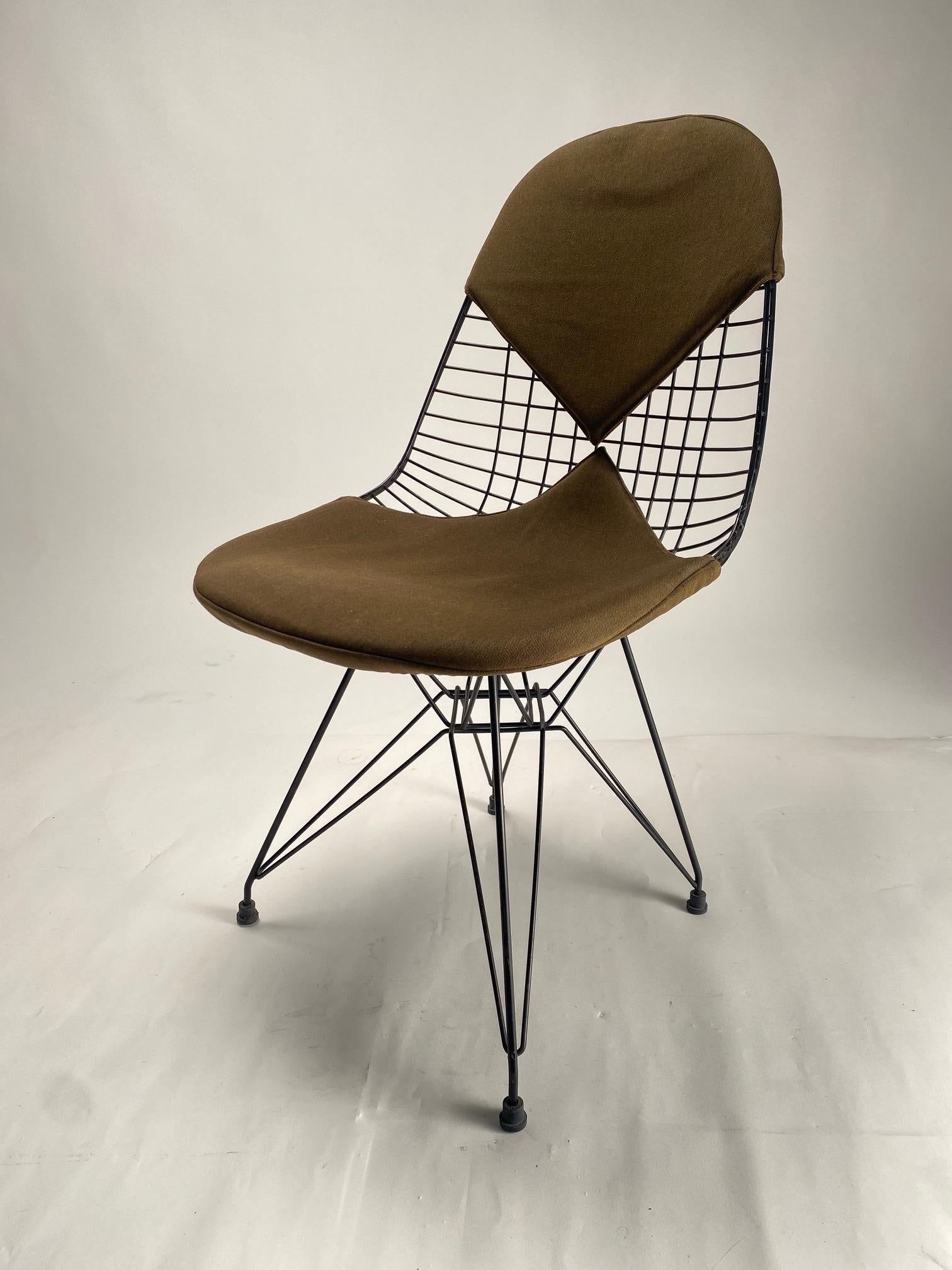 Metal Charles Eames Wire Chairs with Bikini Cover on Eiffel Base's (Old Edition) For Sale
