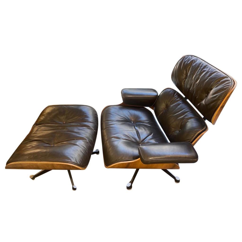 Charles et Ray Eames & Mobilier International - Lounge Chair and Ottoman