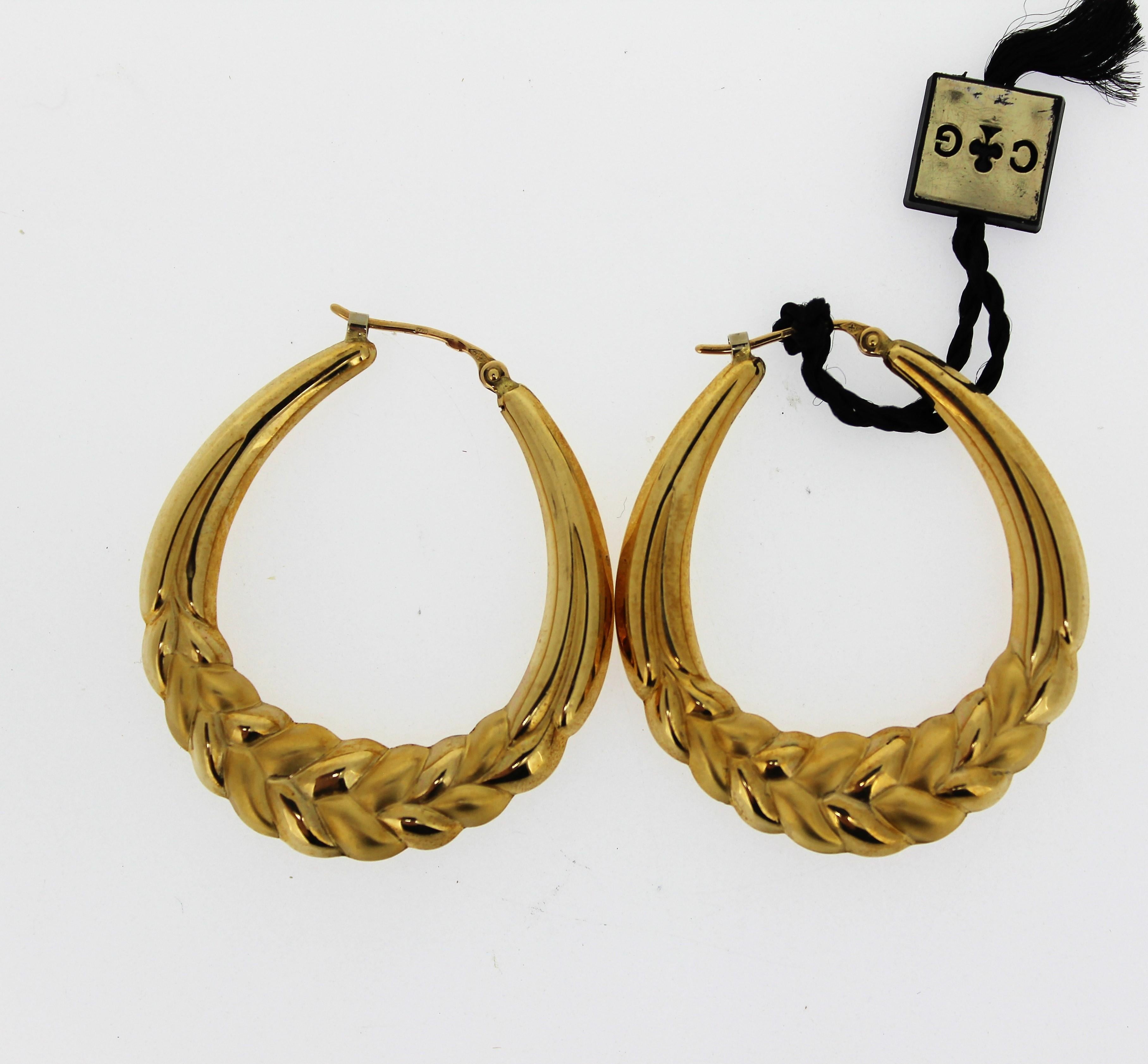 Modern Charles Garnier Paris, 18 Karat Yellow Gold Hoop Earrings, circa 1980 NOS