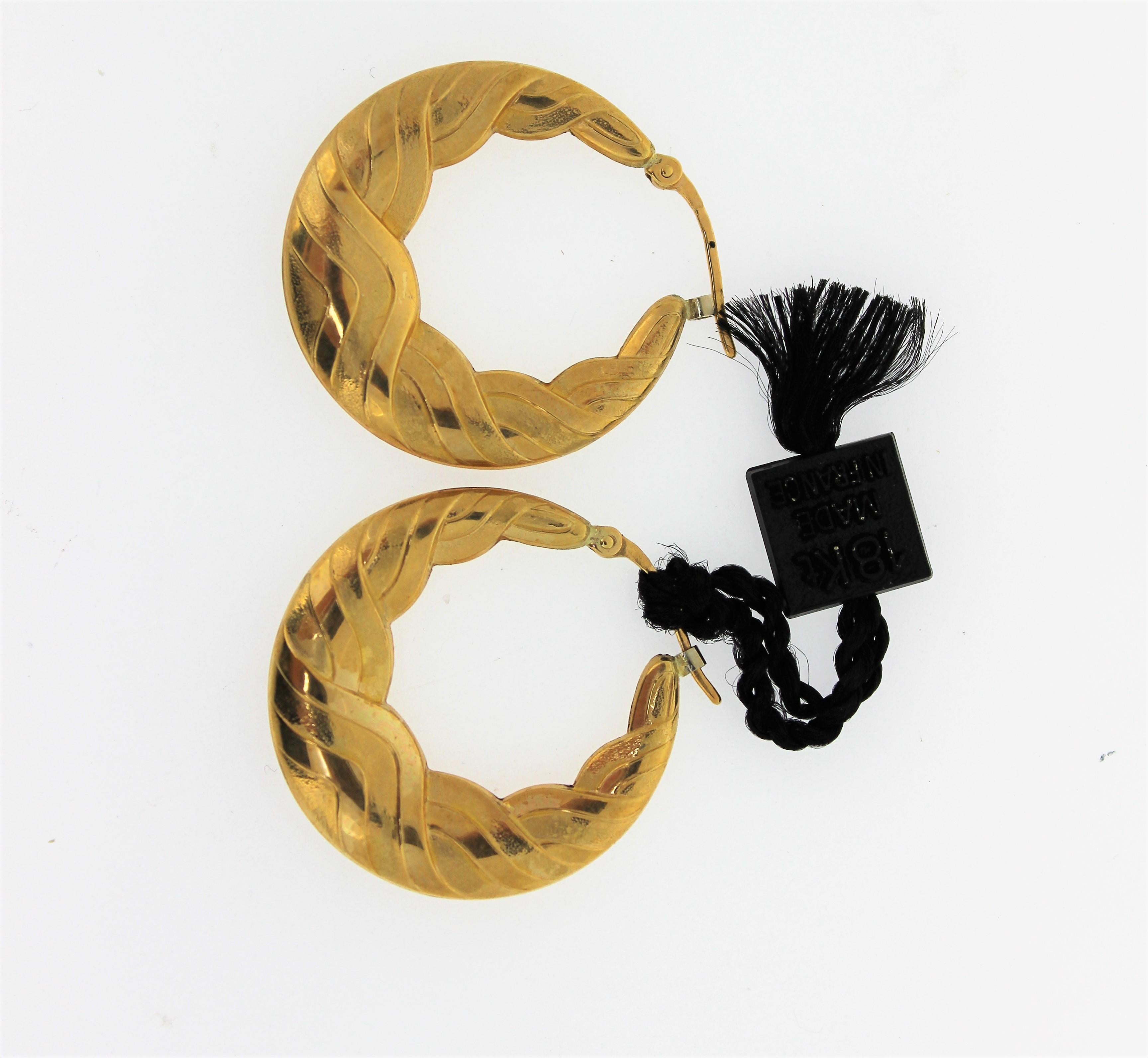 Charles Garnier Paris, 18 Karat Yellow Gold Hoop Earrings, circa 1980 NOS In New Condition In Santa Monica, CA