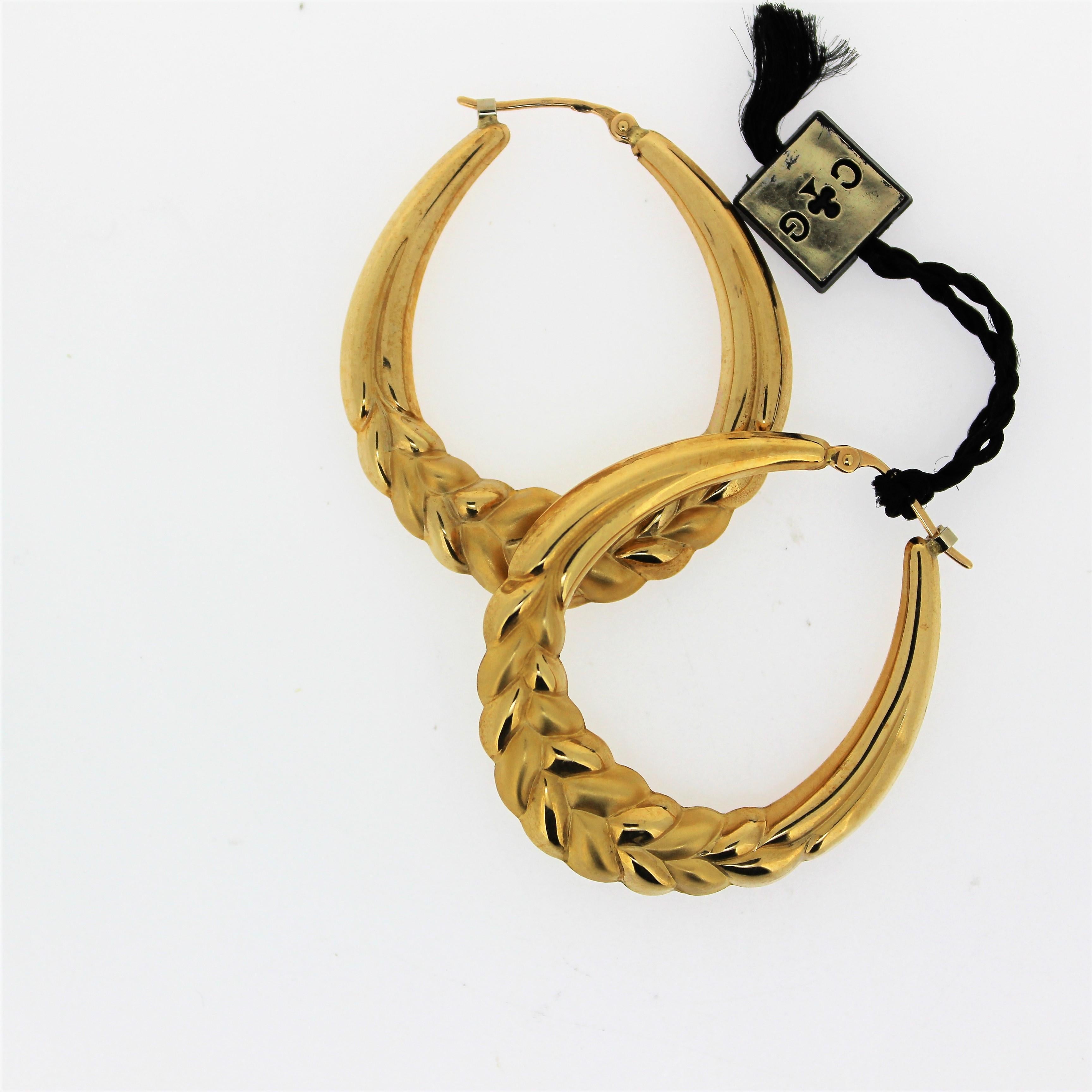 Women's Charles Garnier Paris, 18 Karat Yellow Gold Hoop Earrings, circa 1980 NOS