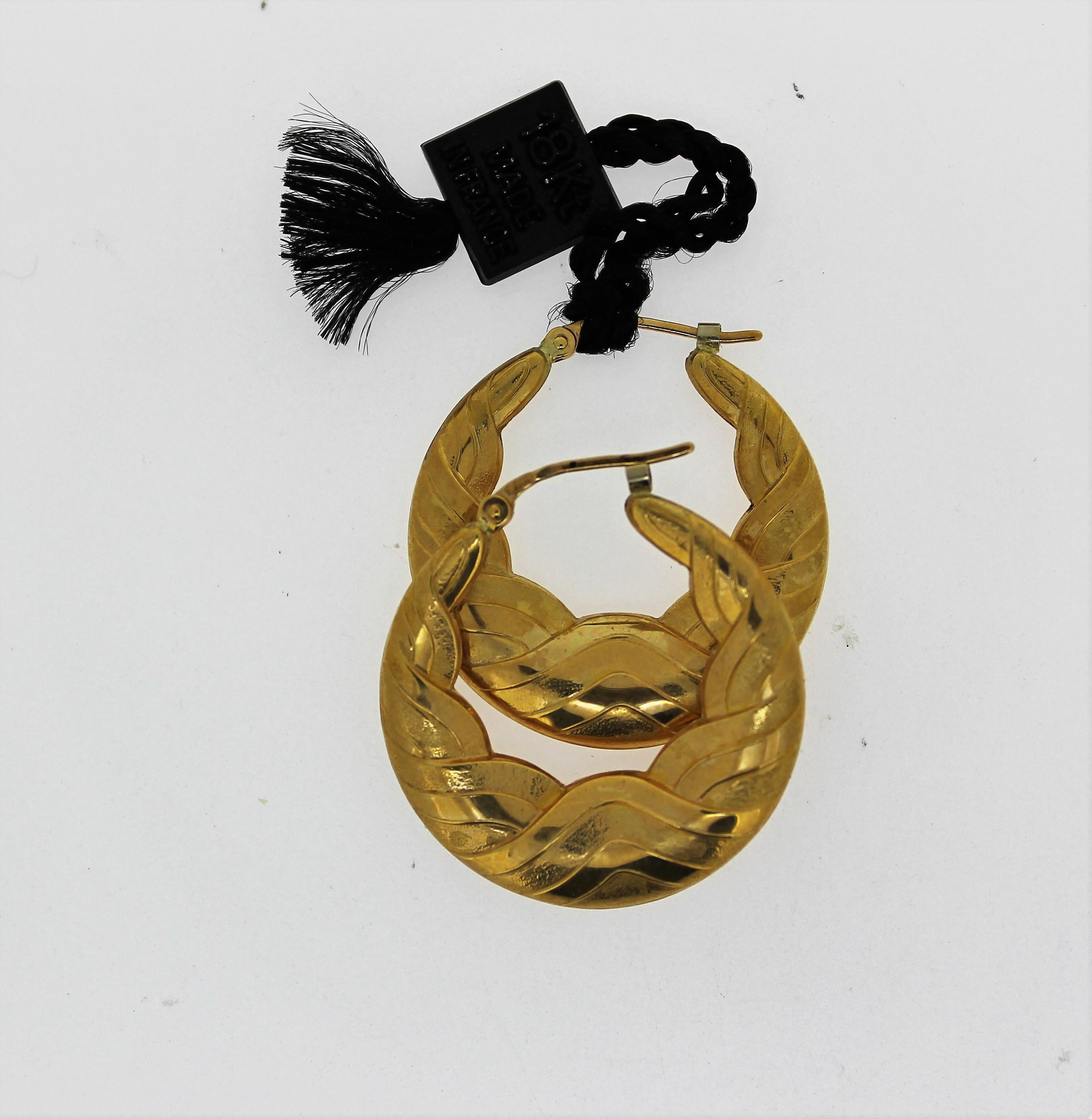 Charles Garnier Paris, 18 Karat Yellow Gold Hoop Earrings, circa 1980 NOS 1