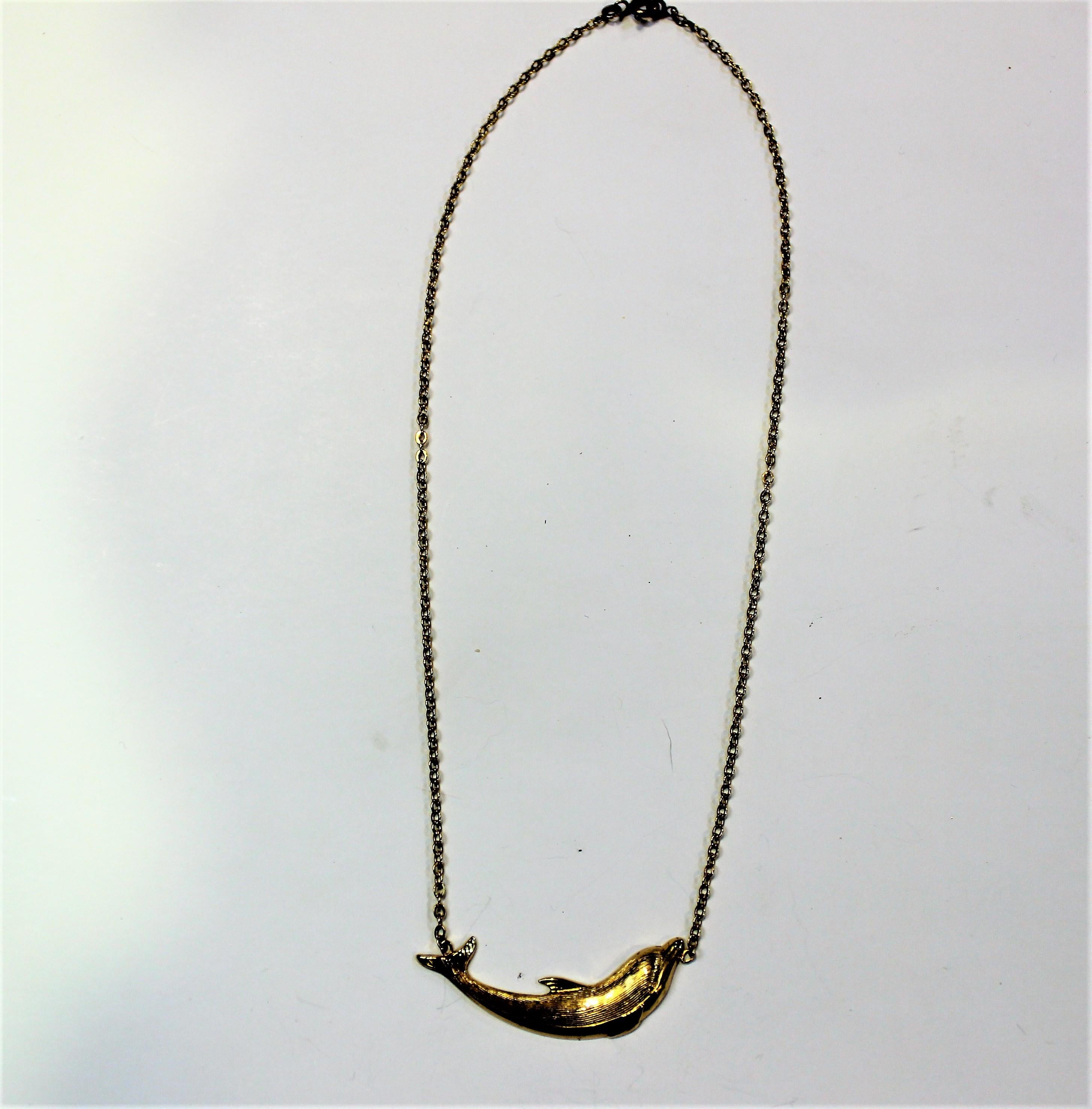 Modern Charles Garnier Paris, 18 Karat Yellow Gold Dauphin Pendant Necklace, 1980s