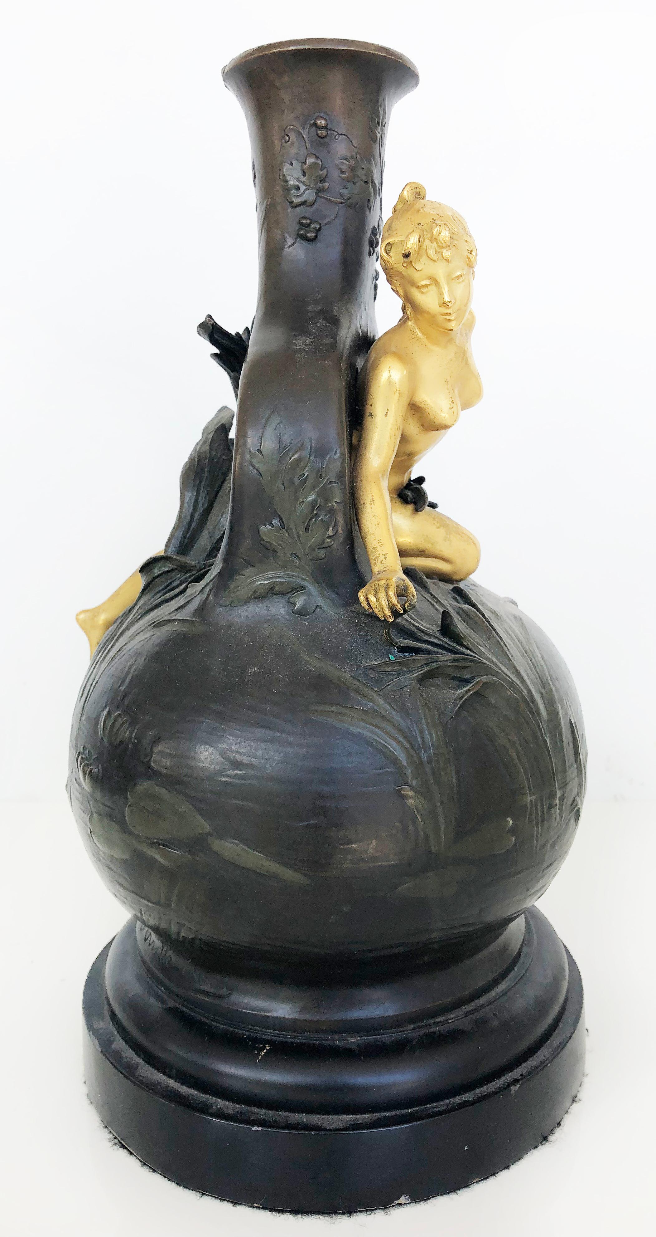 Charles Georges Ferville-Suan Art Nouveau Bronze Vase Sculpture In Good Condition In Miami, FL
