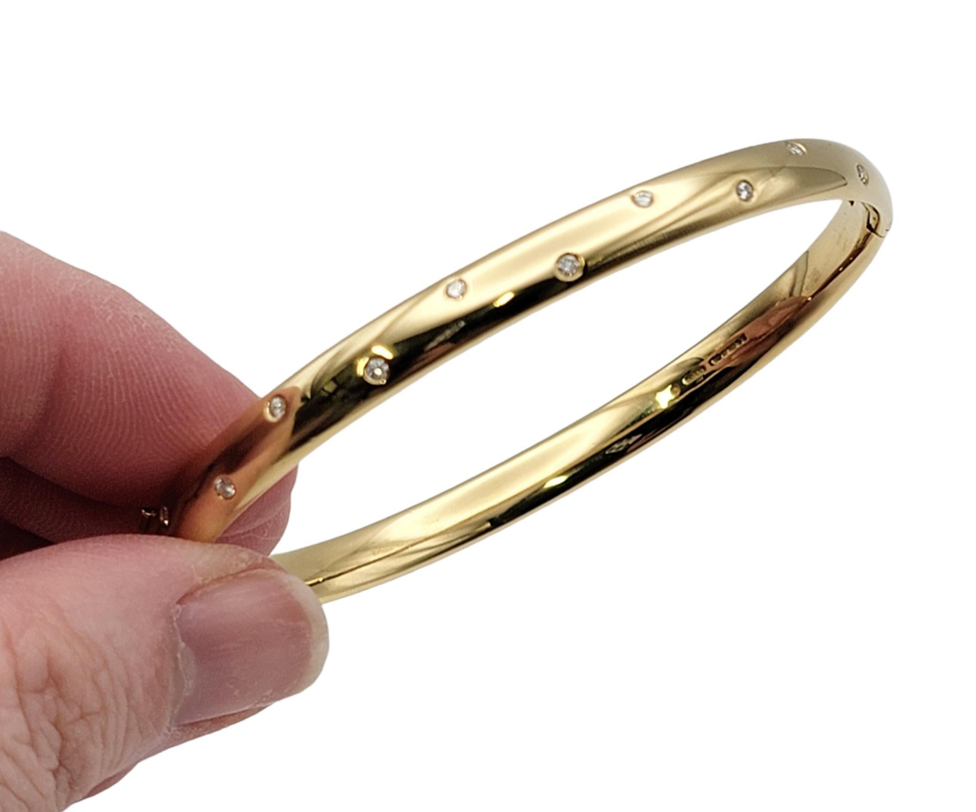 Charles Green & Sons Bracelet jonc ovale en or jaune 18 carats et diamants en vente 5