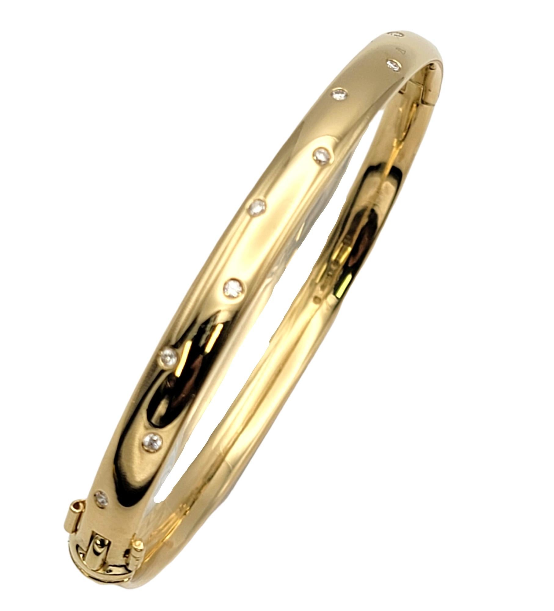 Charles Green & Sons Bracelet jonc ovale en or jaune 18 carats et diamants Pour femmes en vente