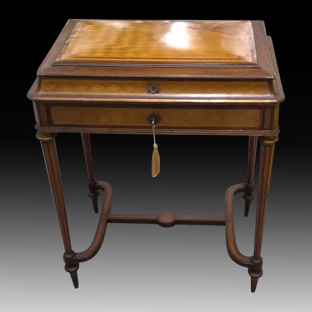 Charles-Guillaume Diehl 19th Century French Satinwood Dressing Table For Sale 1