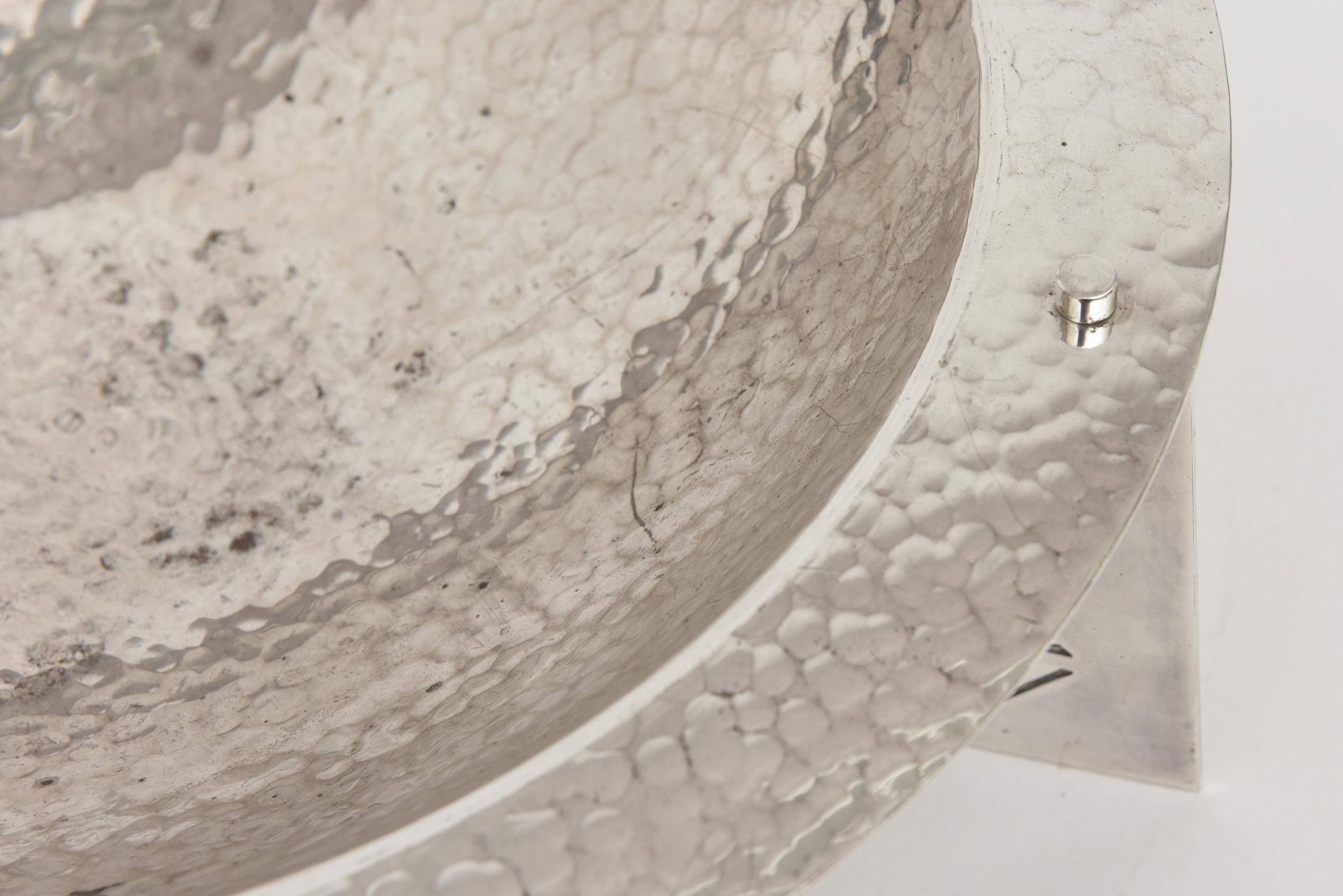 Hammered Charles Gwathmey, Robert Siegel, Vintage Swid Powell Silver Plate Courtney Bowl 