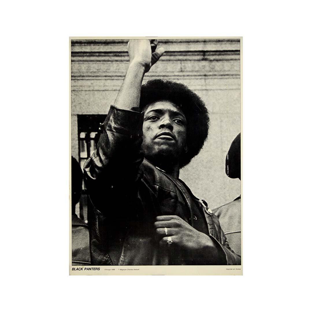 1969 Powerful black-and-white poster : Black Panther Party in Chicago - Print by Charles Harbutt