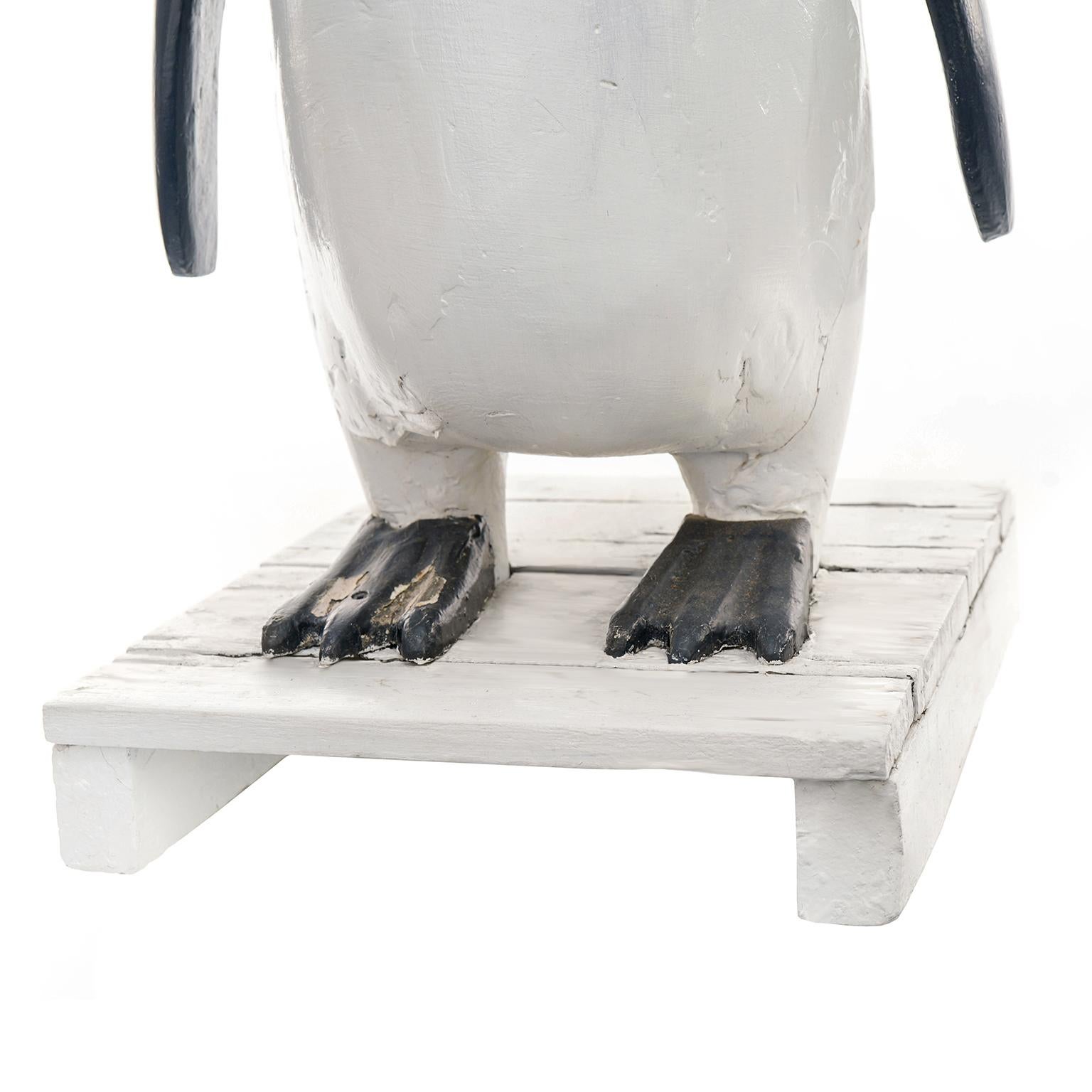 Charles Hart Folk Art Penguin Massive In Good Condition For Sale In Litchfield, CT