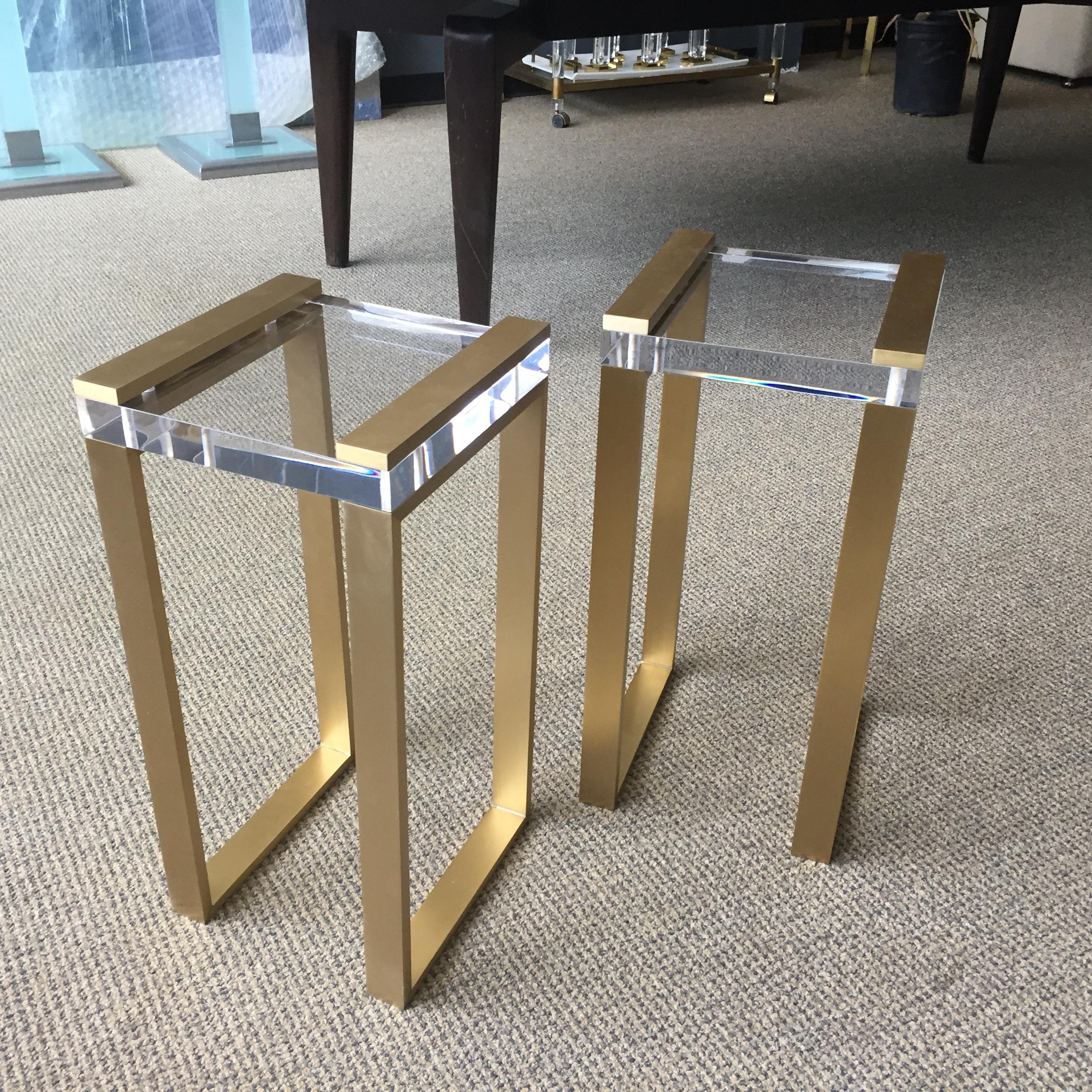 Charles Hollis Jones, tables « Box » en laiton et Lucite en vente 6