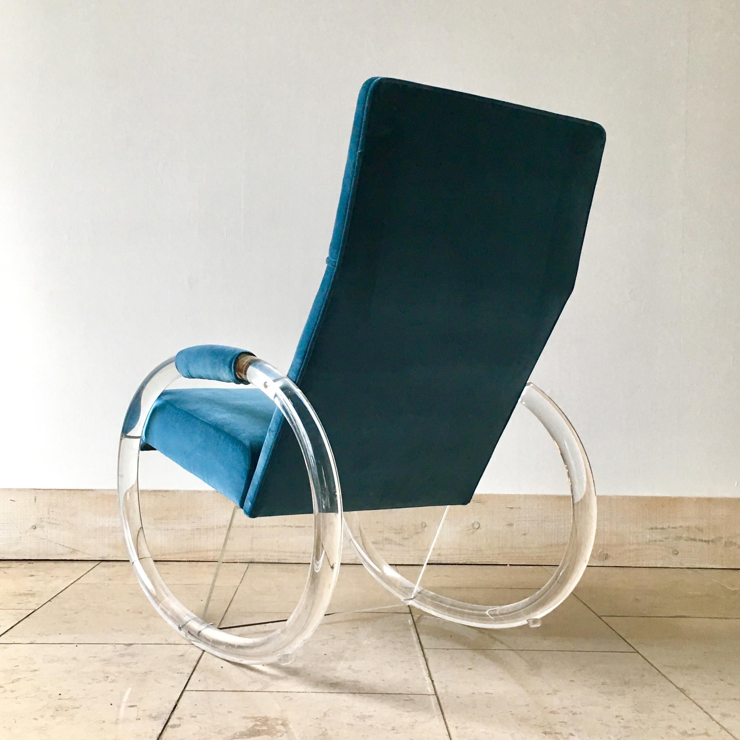 Charles Hollis Jones designed Lucite Rocking Chair 1970s In Good Condition In London, GB