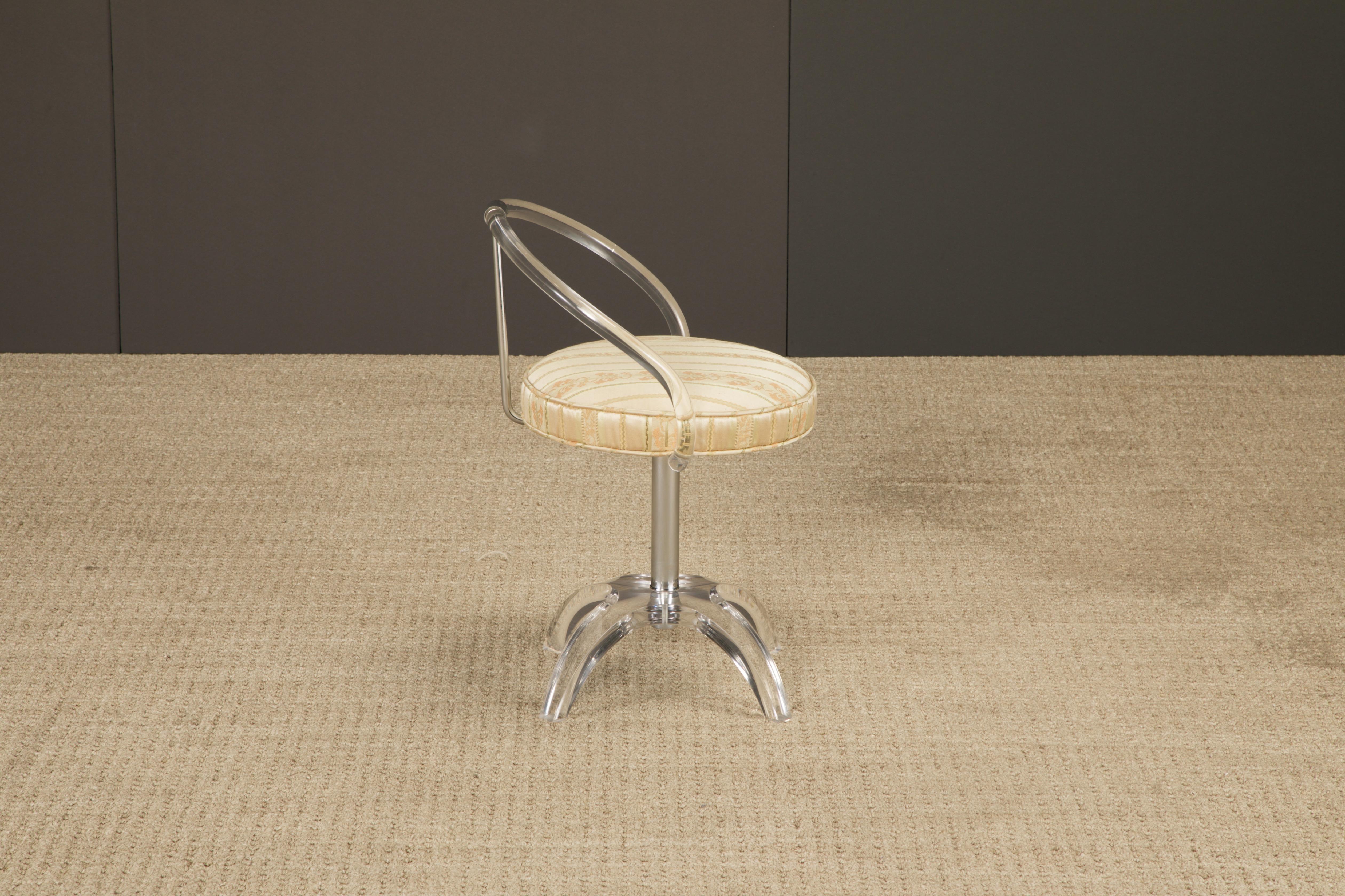 Charles Hollis Jones Taburete giratorio de tocador de lucita y acero cromado, c. 1970 en venta 5