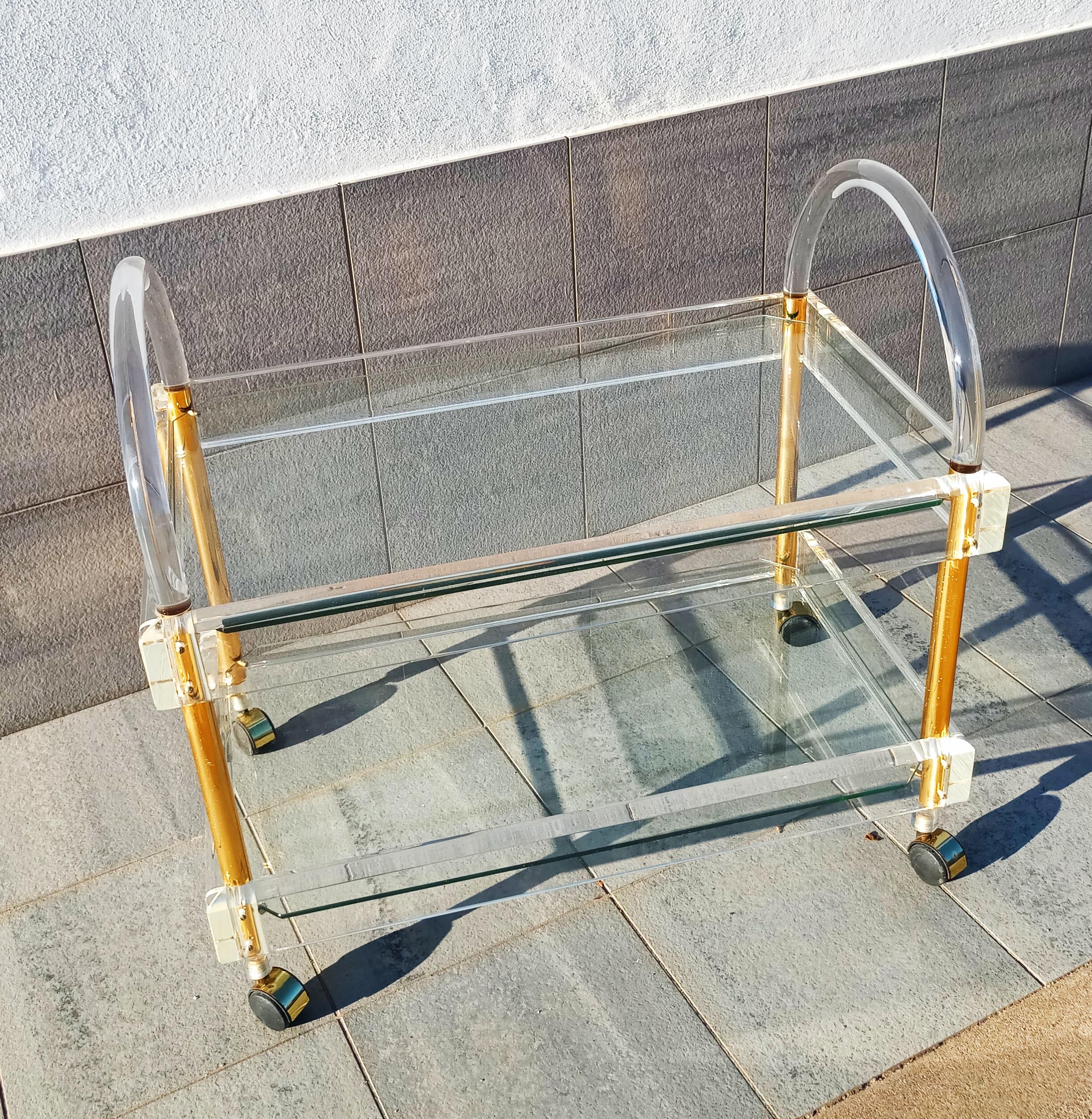 Charles Hollis Jones Lucite Cart Bar Trolley, 1970s In Good Condition For Sale In L'Escala, ES