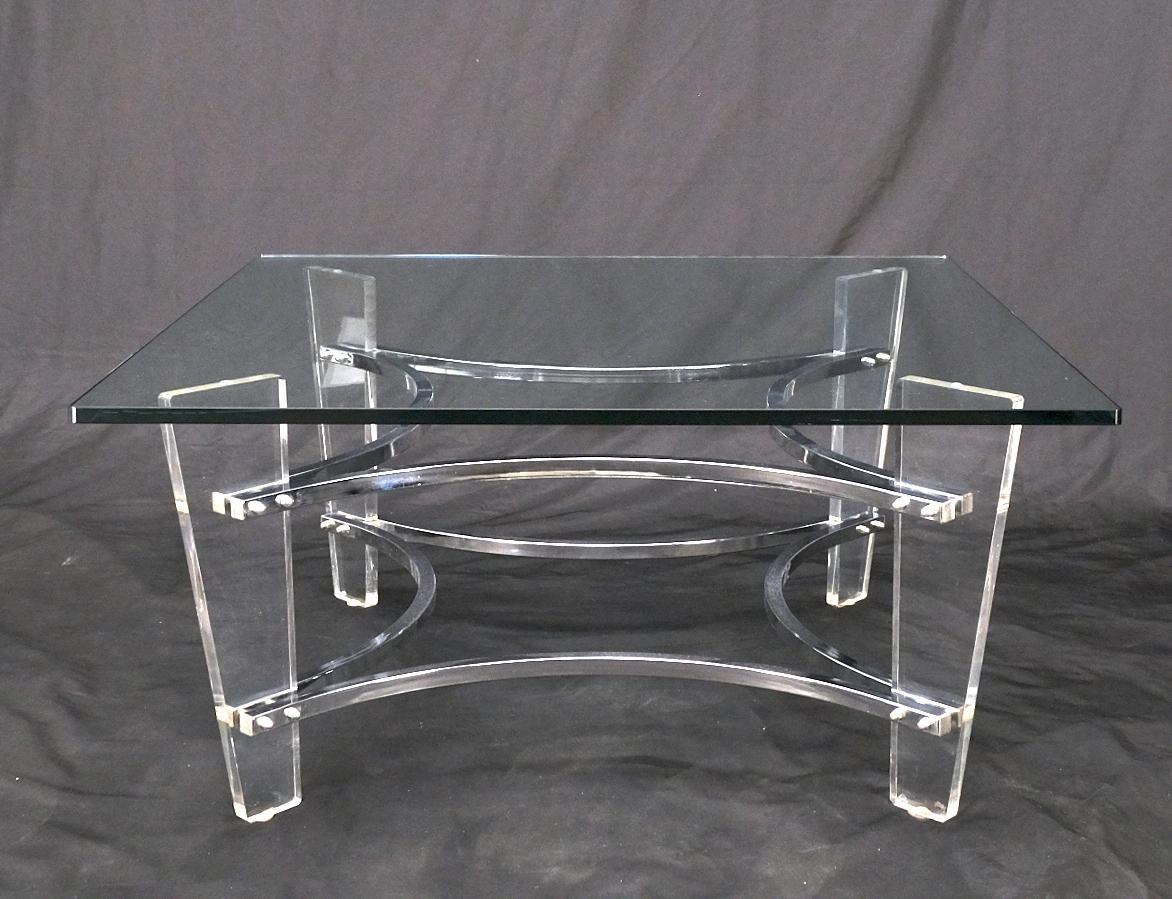 Charles Hollis Jones Lucite Chrome Square Glass Top Coffee Center Table In Good Condition For Sale In Rockaway, NJ