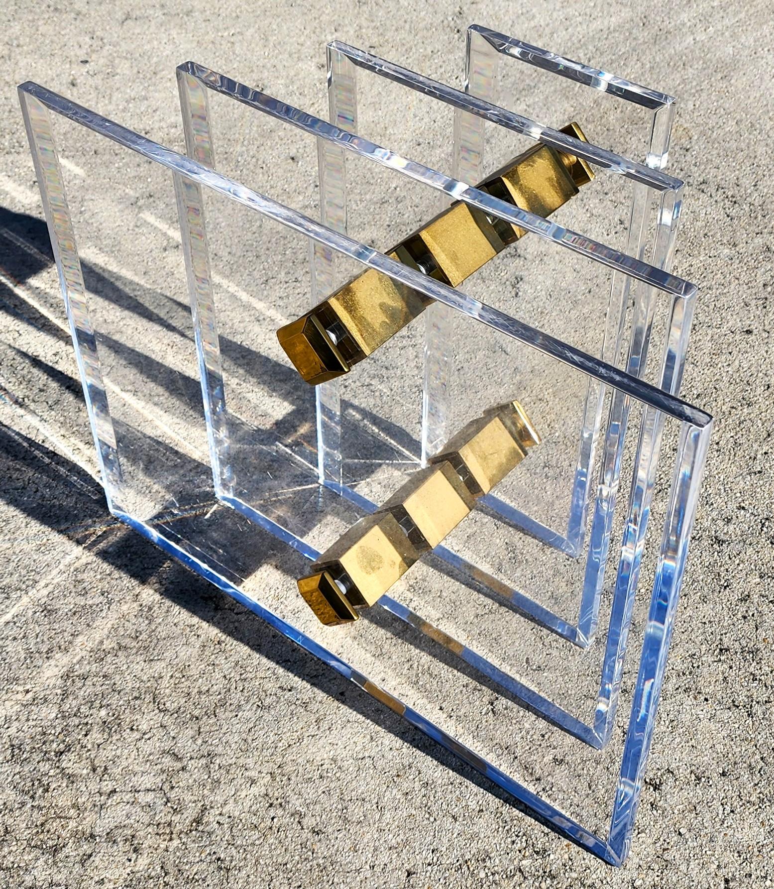 Table basse en lucite Charles Hollis Jones Bon état - En vente à Lake Worth, FL