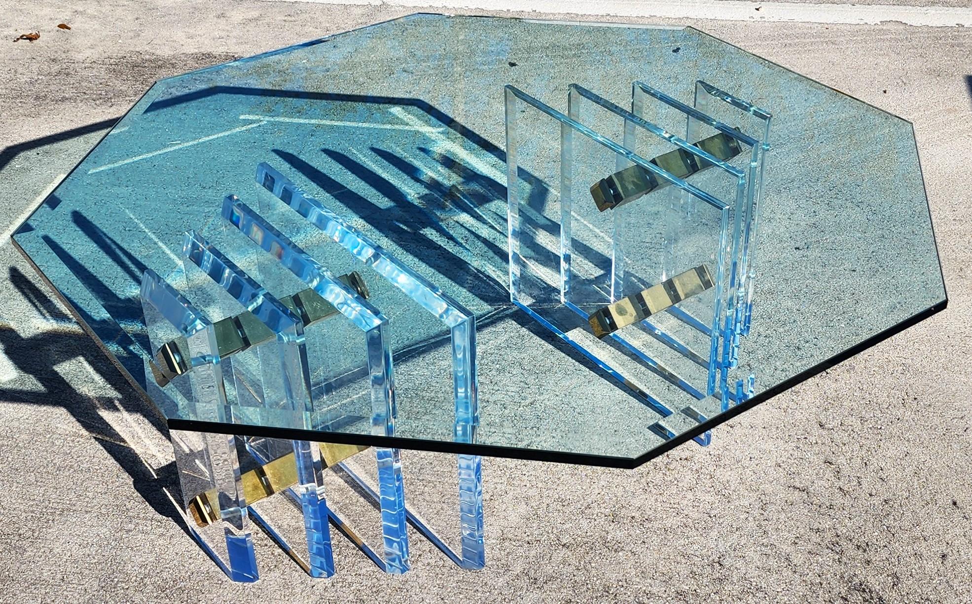 Table basse en lucite Charles Hollis Jones en vente 1