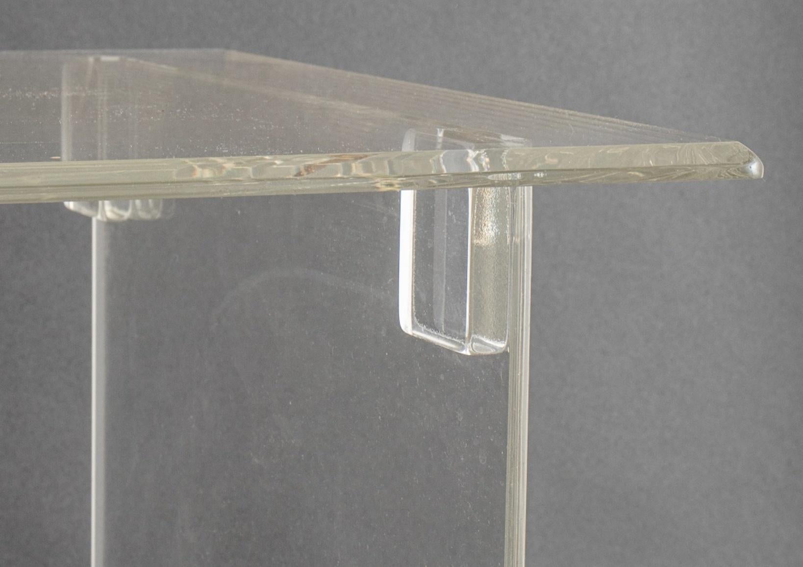 Mid-Century Modern Charles Hollis Jones Manner Acrylic Lamp Table For Sale