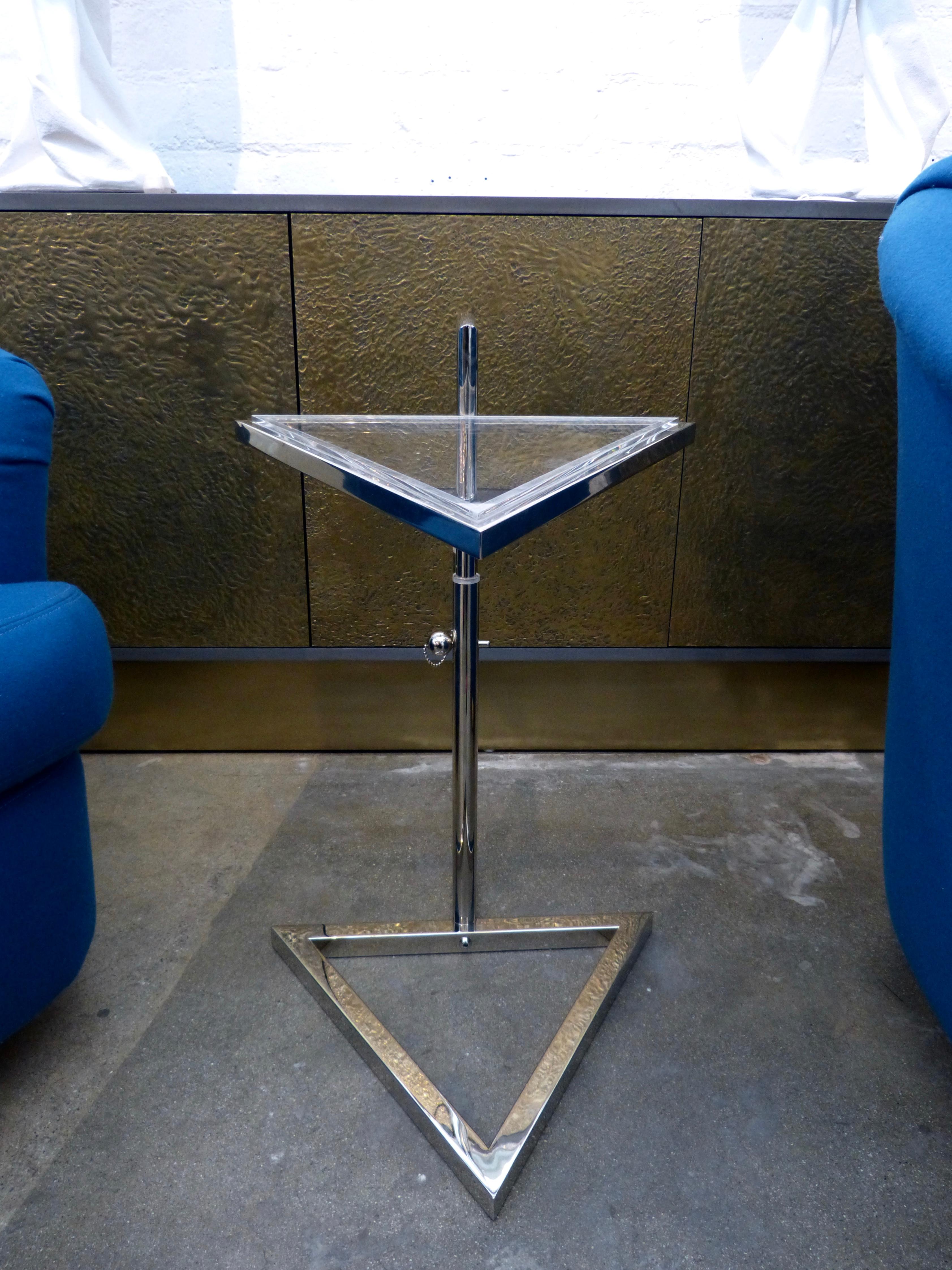 Charles Hollis Jones Metric Line Triangle Table In Good Condition In Palm Springs, CA