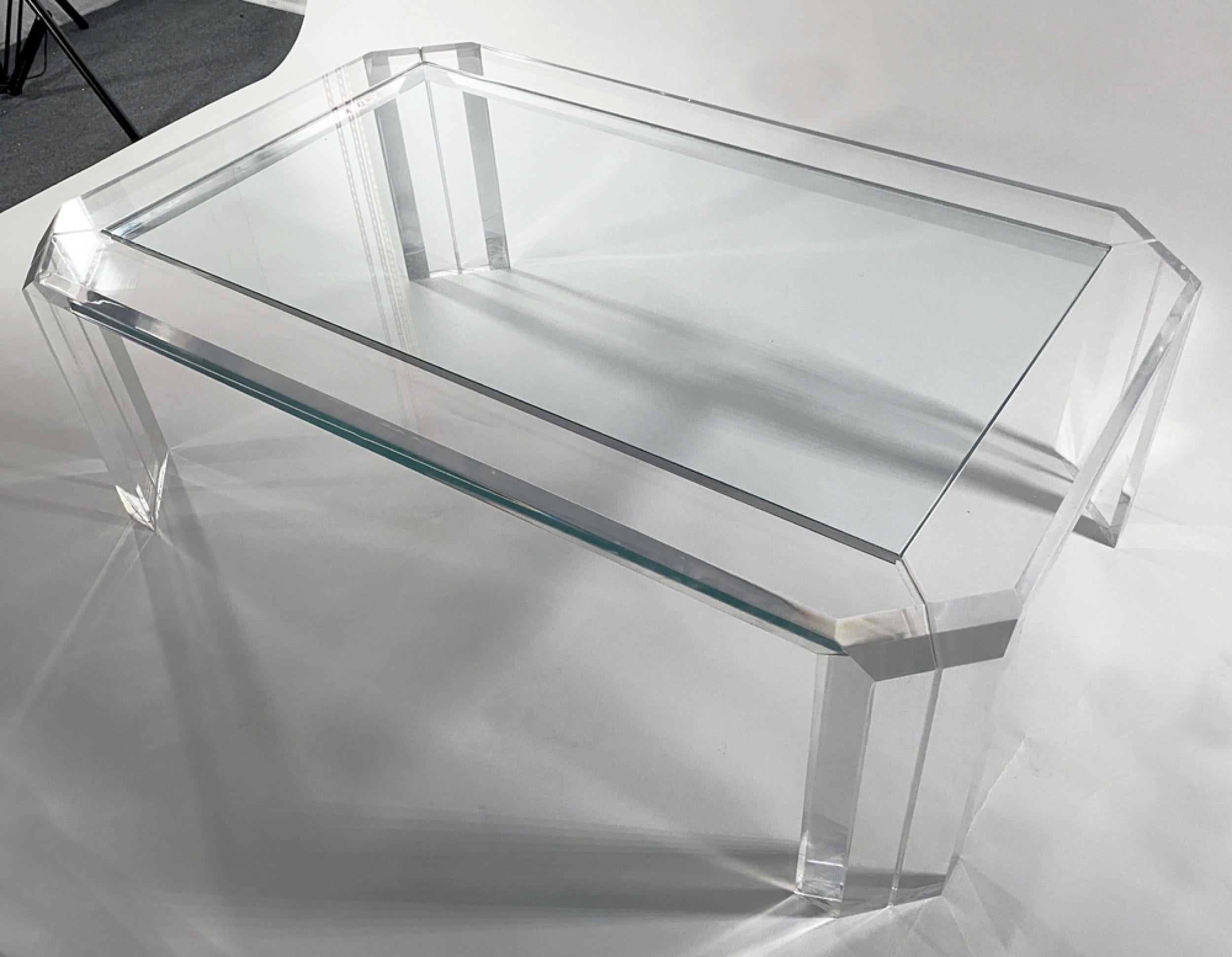 Charles Hollis Jones Midcentury American Modern Lucite Cocktail Table In Good Condition For Sale In New York, NY