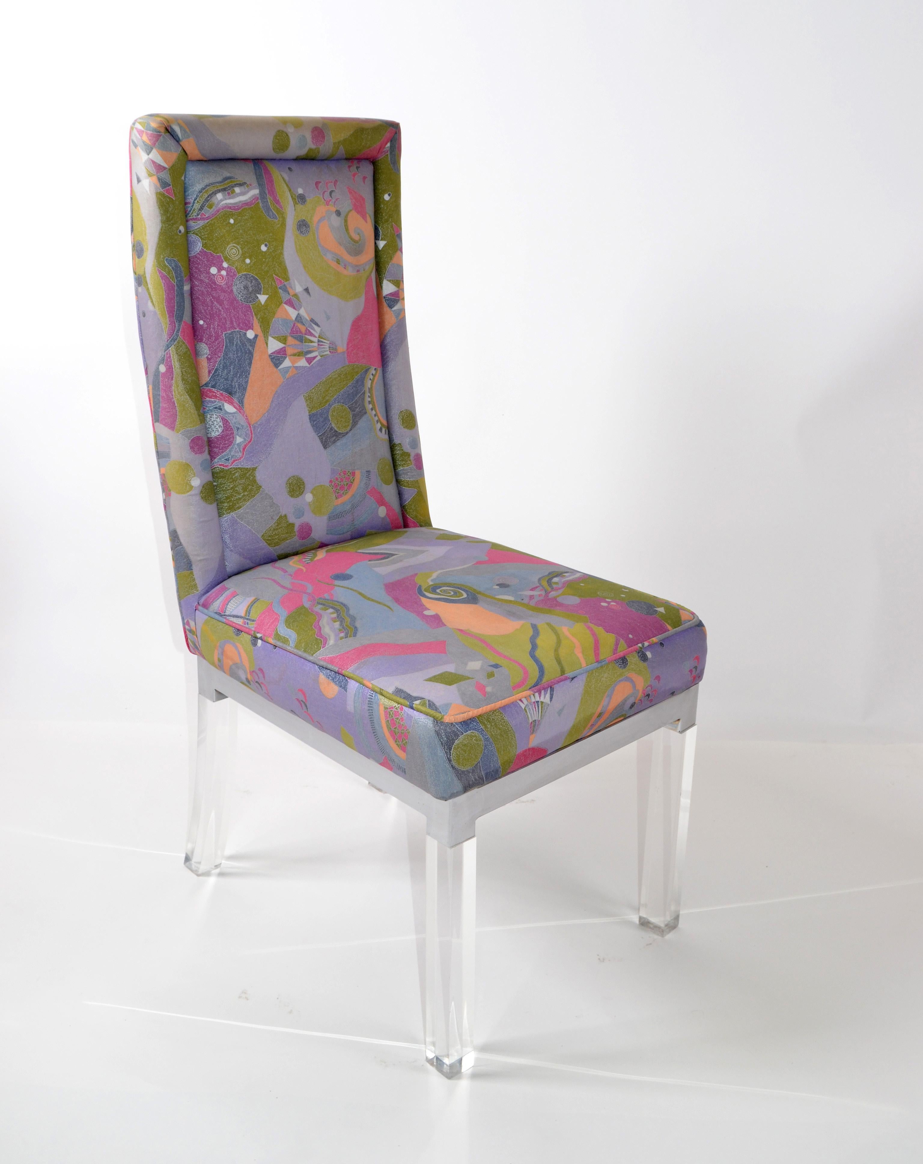 Charles Hollis Jones Mid-Century Modern Acrylic & Chrome Dining Chairs Set of 6 (chaises de salle à manger en acrylique et en chrome) Bon état - En vente à Miami, FL