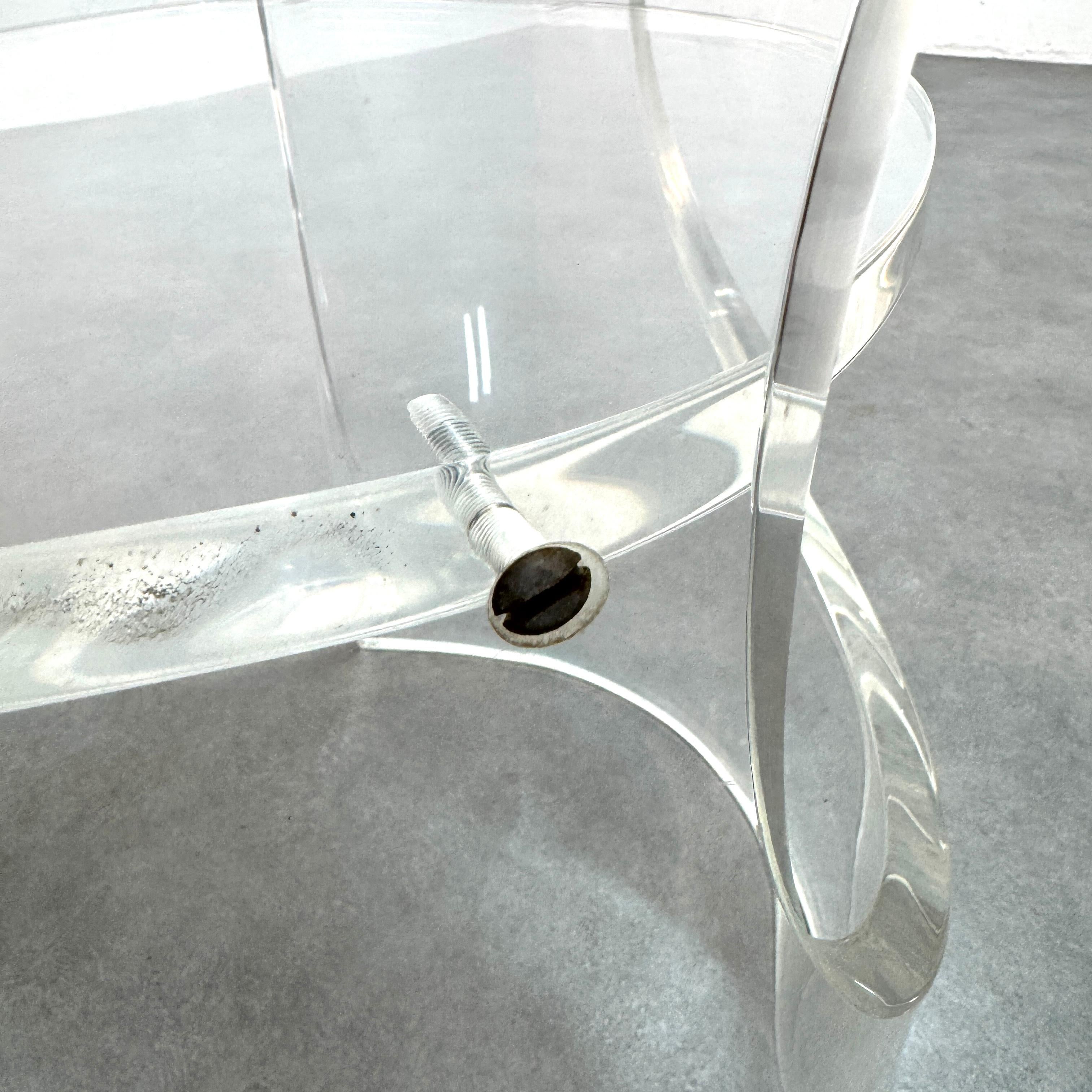 Charles Hollis Jones 'O'Barrel lucite chair 1970's. Bon état - En vente à CASTENRAY, NL