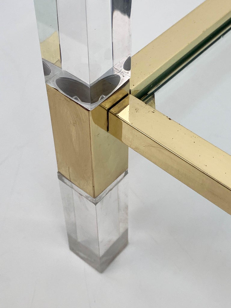 Charles Hollis Jones Plexiglass and Brass Italian Square Cocktail Table, 1970s For Sale 2