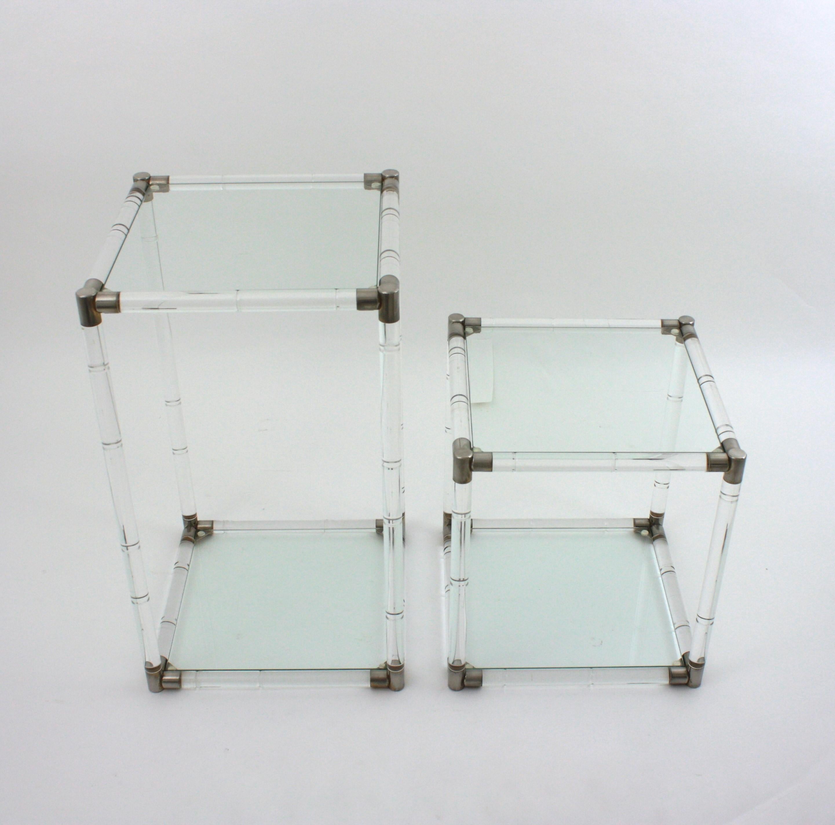 Table d'appoint en lucite et verre de style Charles Hollis Jones en vente 10