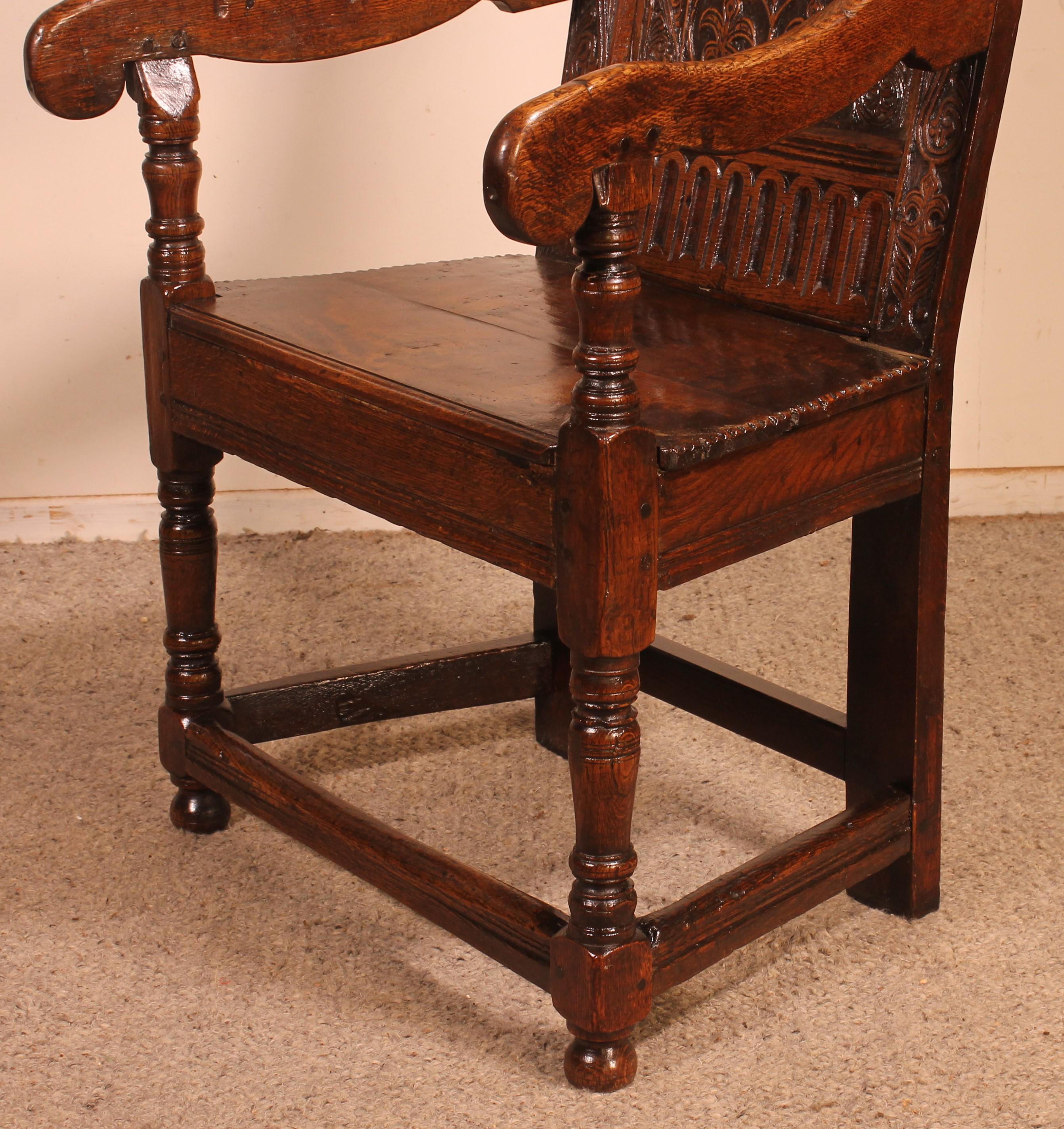 Charles I Joined Oak Armchair - Early 17th Century For Sale 5