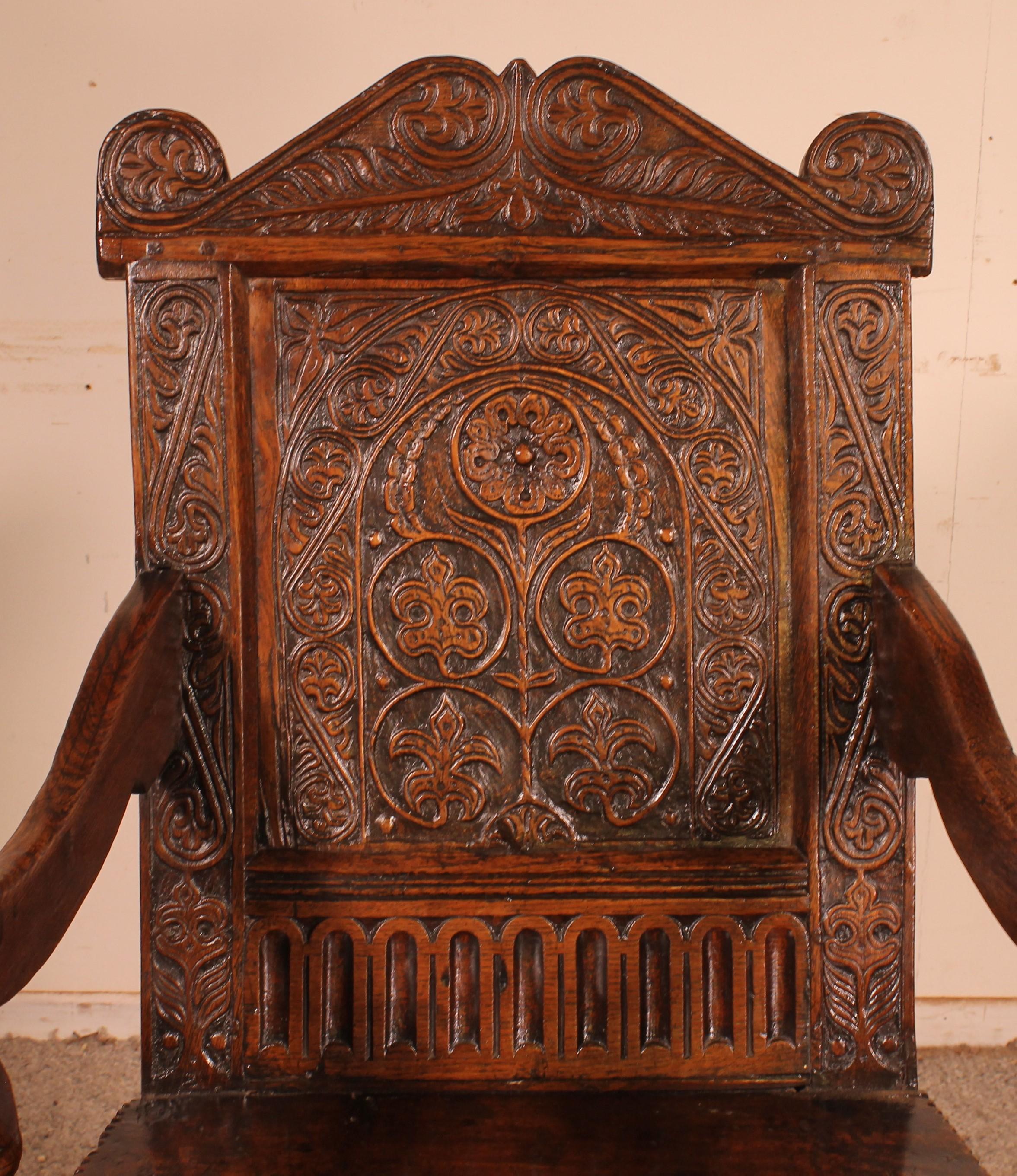 Charles II Charles I Joined Oak Armchair - Early 17th Century For Sale