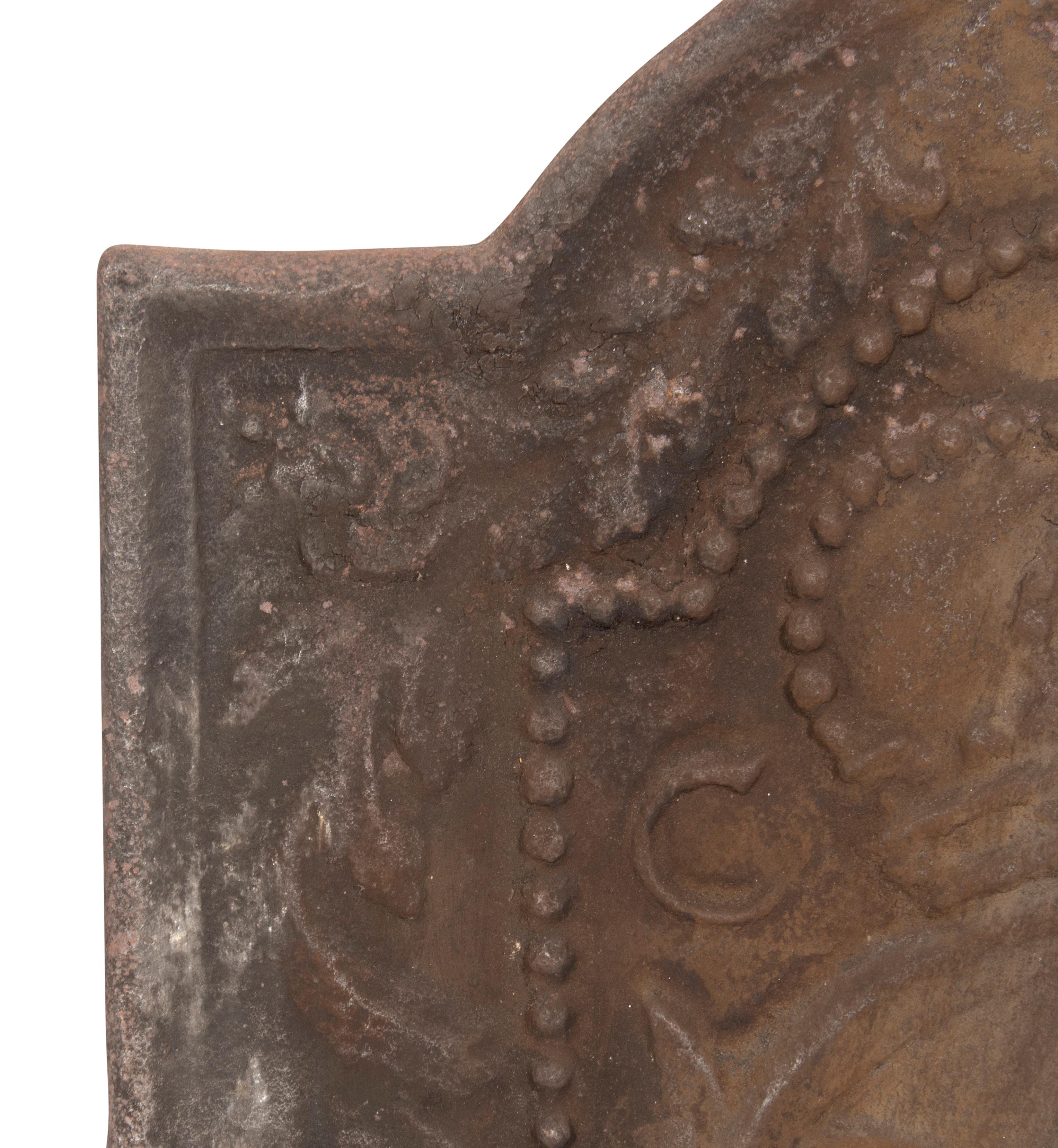 Charles II Gusseisen Kaminplatte (Eisen) im Angebot