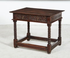 Mesa auxiliar de roble Charles II
