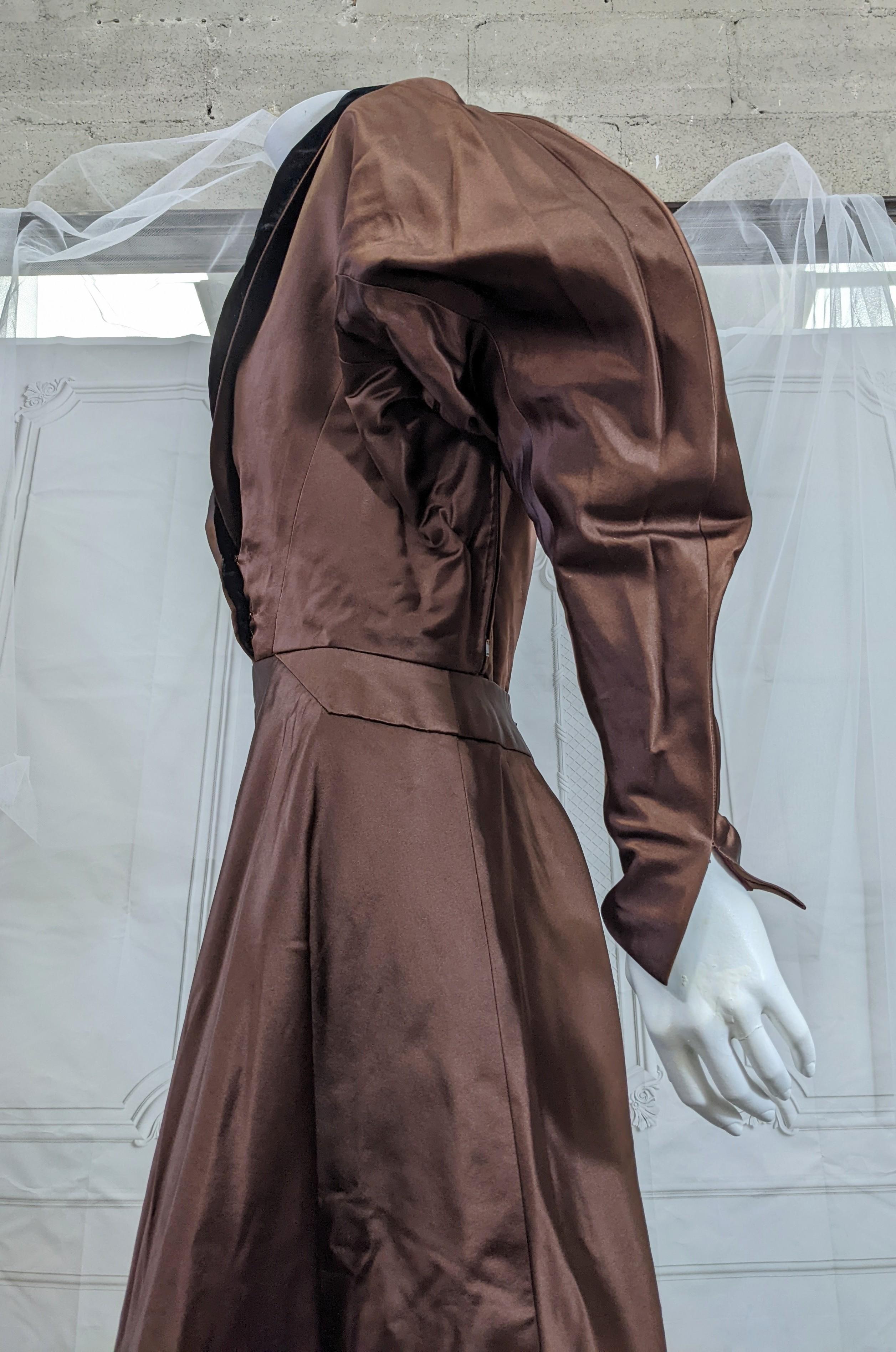Charles James Brown Vestido de cóctel de terciopelo negro satinado Negro en venta