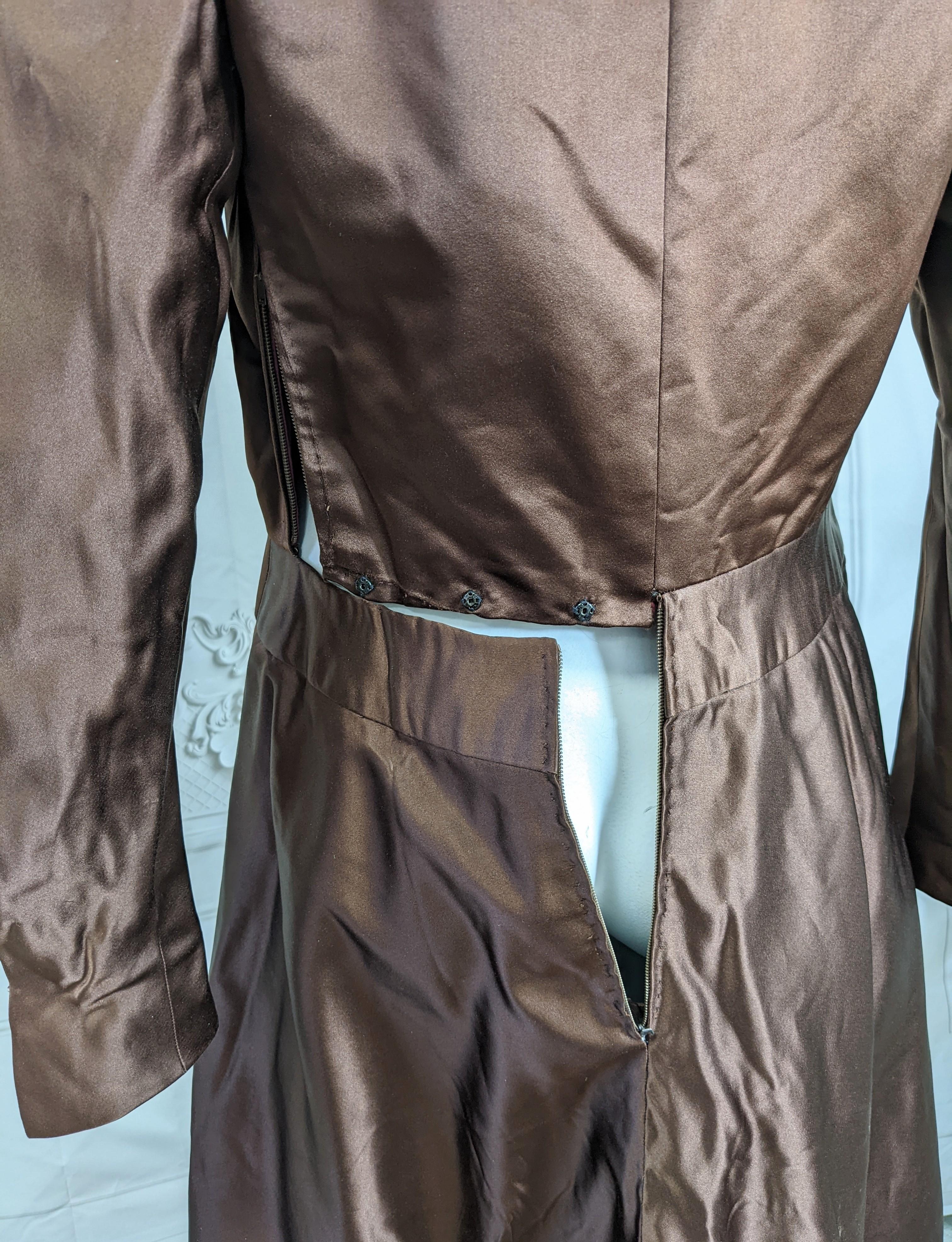 Charles James Brown Vestido de cóctel de terciopelo negro satinado en venta 2
