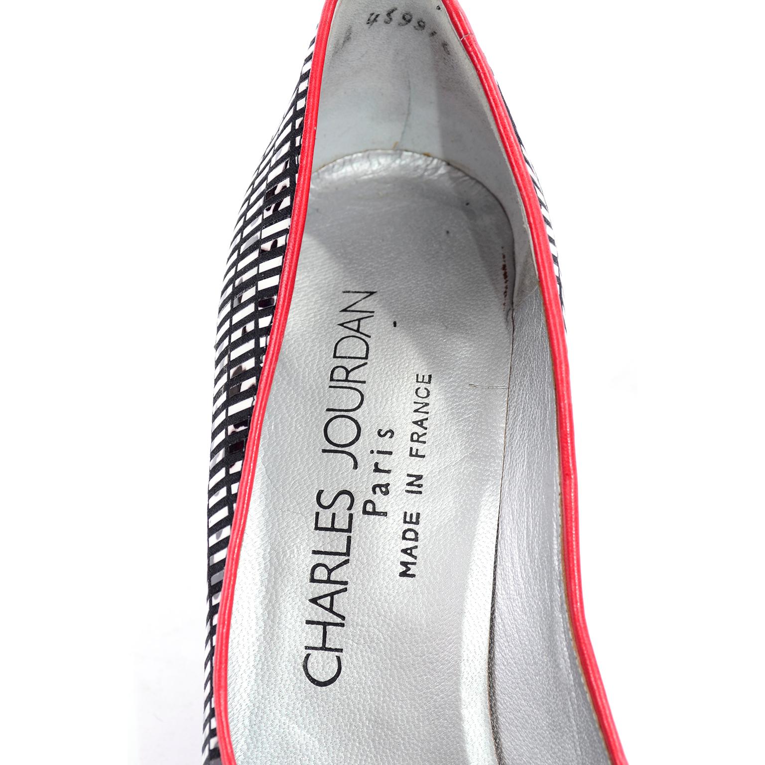 Women's Charles Jourdan Black & White Vintage Graphic Shoes WIth Red Heels 7N